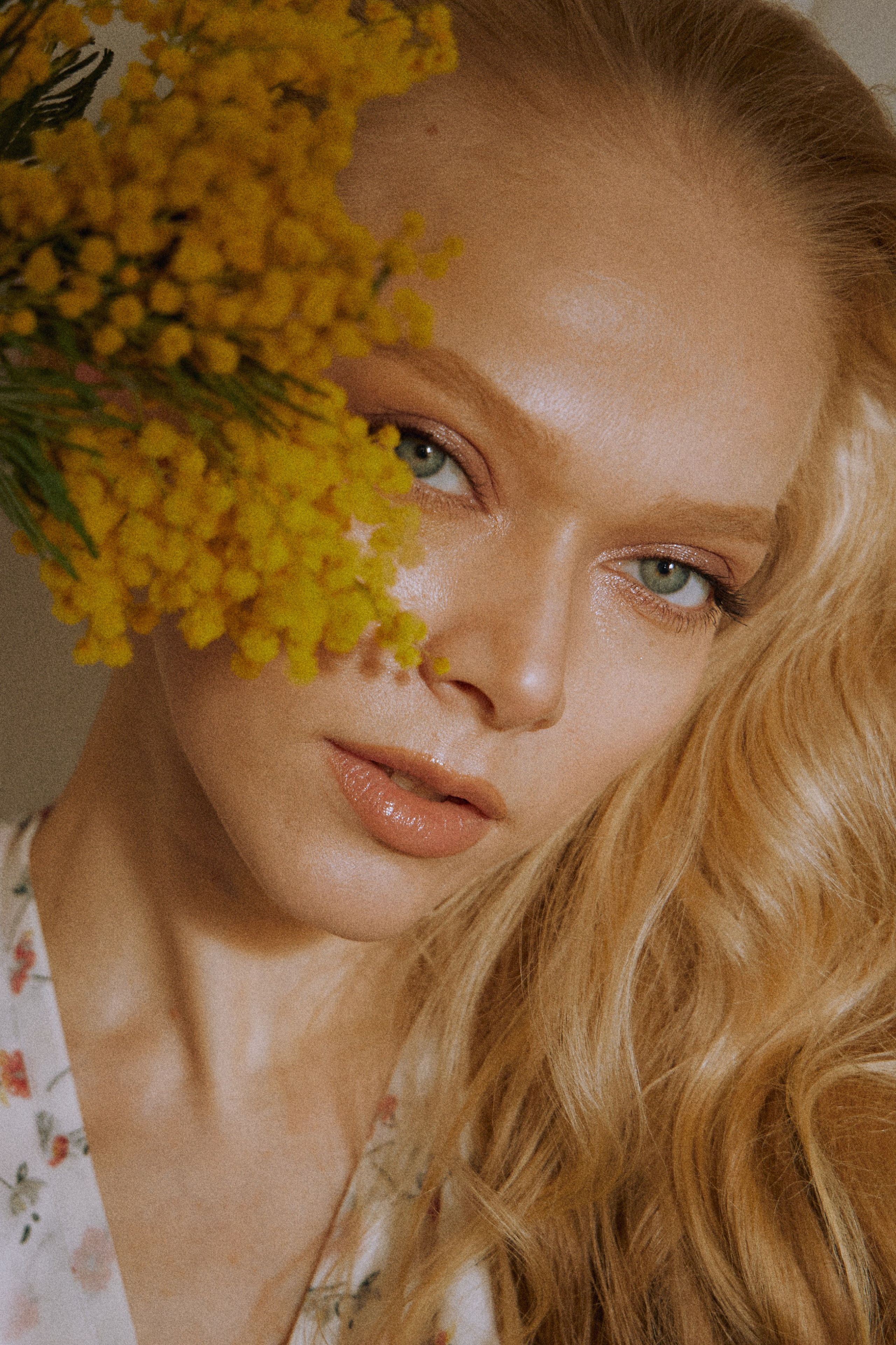 Катя в «Ля Мезон». Екатерина Богданова — портретный фотограф в Екатеринбурге | контент фото и видео съемка для бизнеса