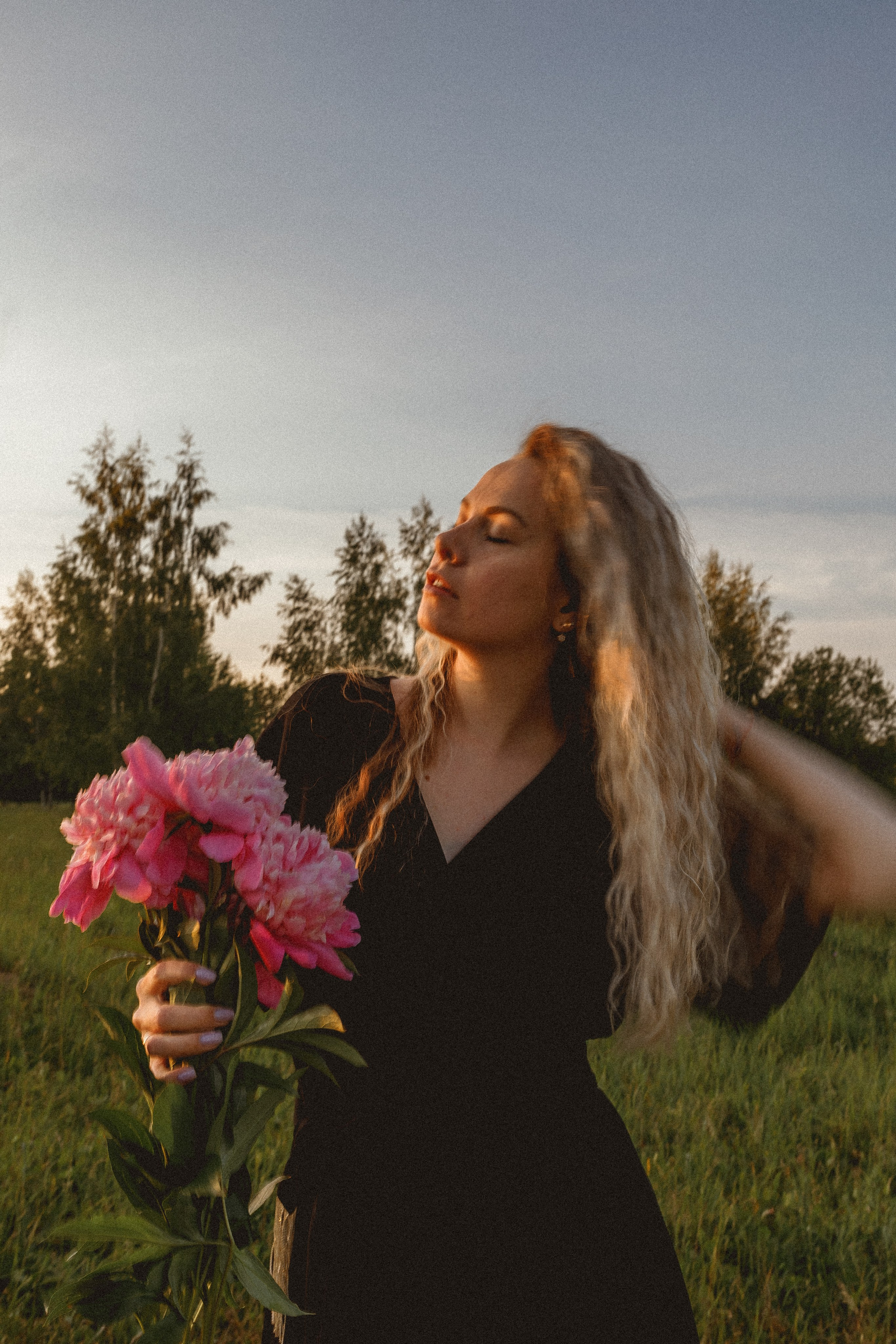 Мария. Лето. Поле. Фотограф в Москве Базанова Дарья
