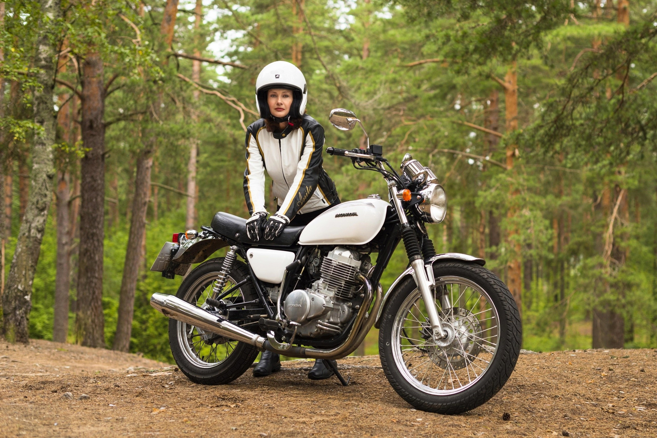 Фотосессии с мотоциклами. Спортивный и женский фотограф и видеограф в Завидово и Конаково Андрей Герасимов