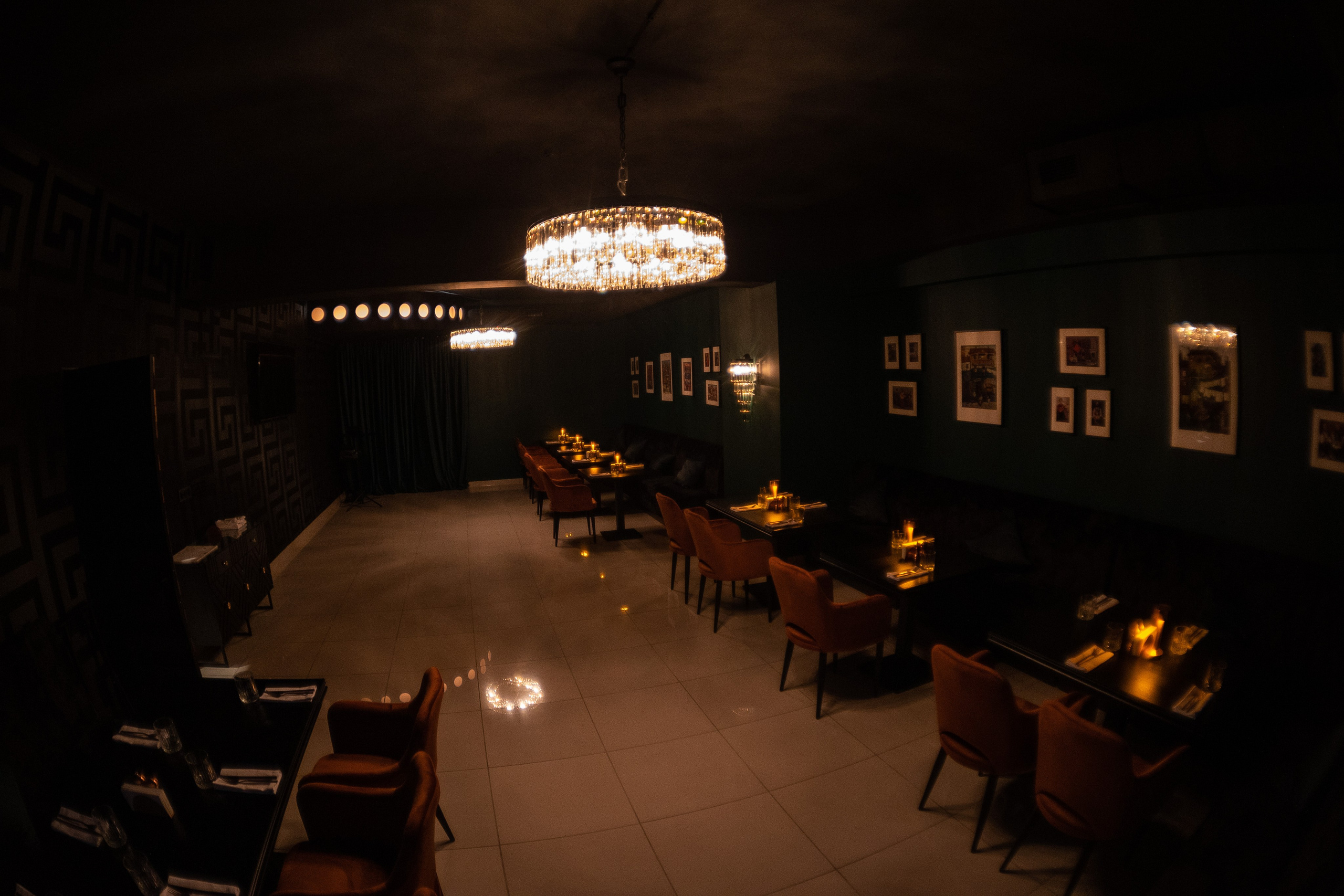 Интерьер ресторана Мимино. Свадебный фотограф Москва Саша Серегина (Сашина)