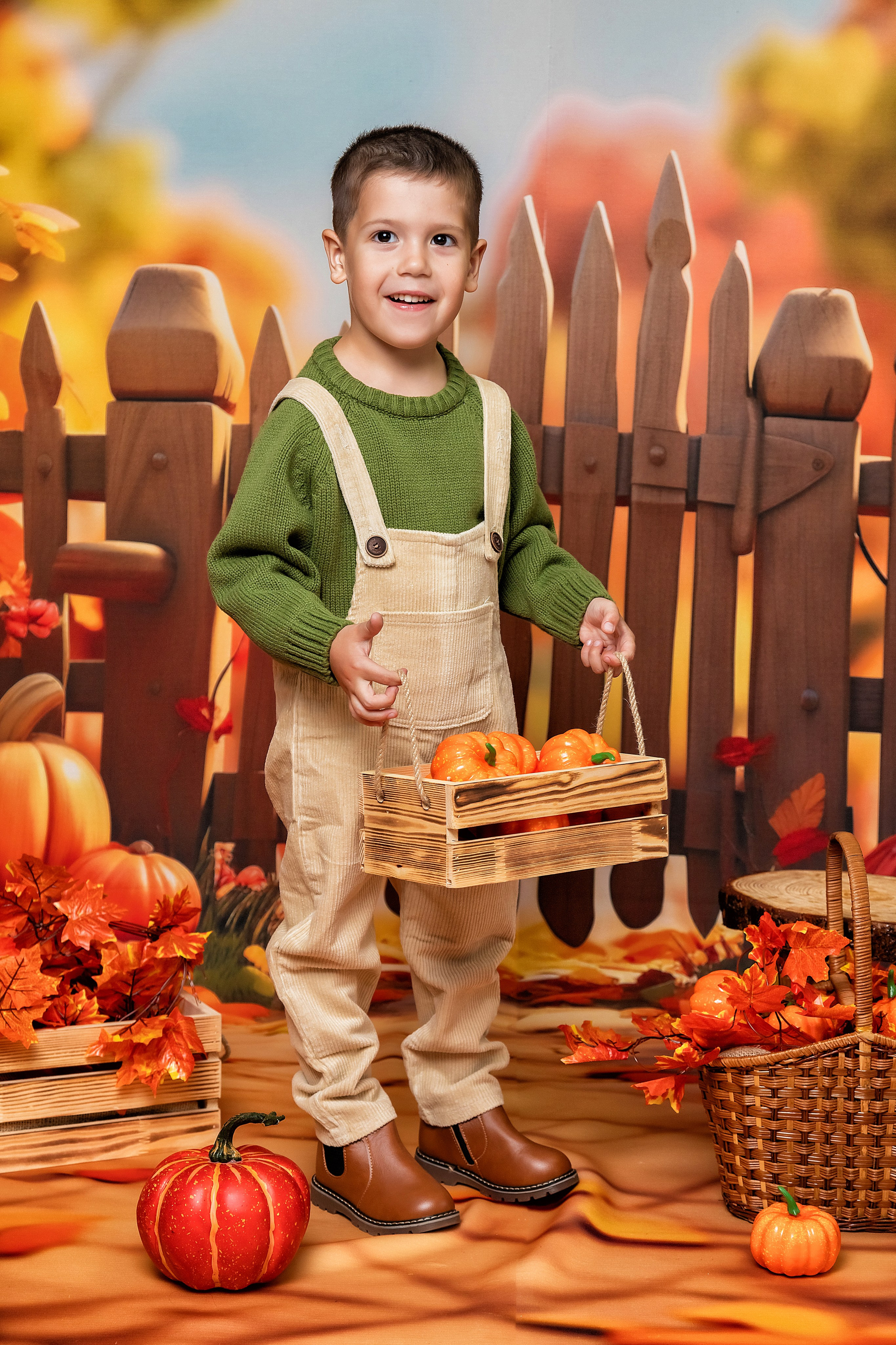 Выпускные альбомы. Akhmadeevmedia.ru