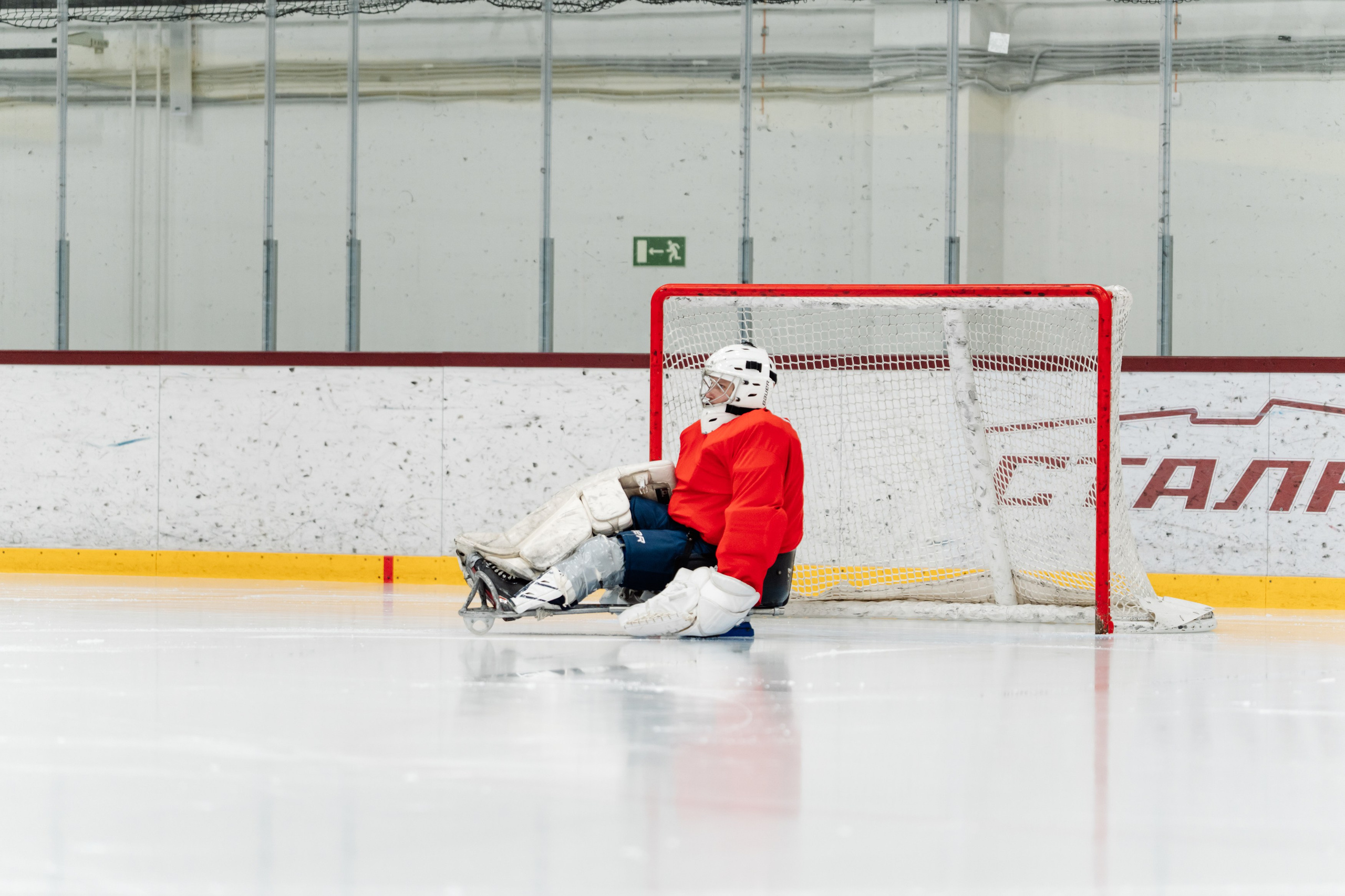 Игра в следж хоккей приуроченная 23.02.26 в арене Сталкер
