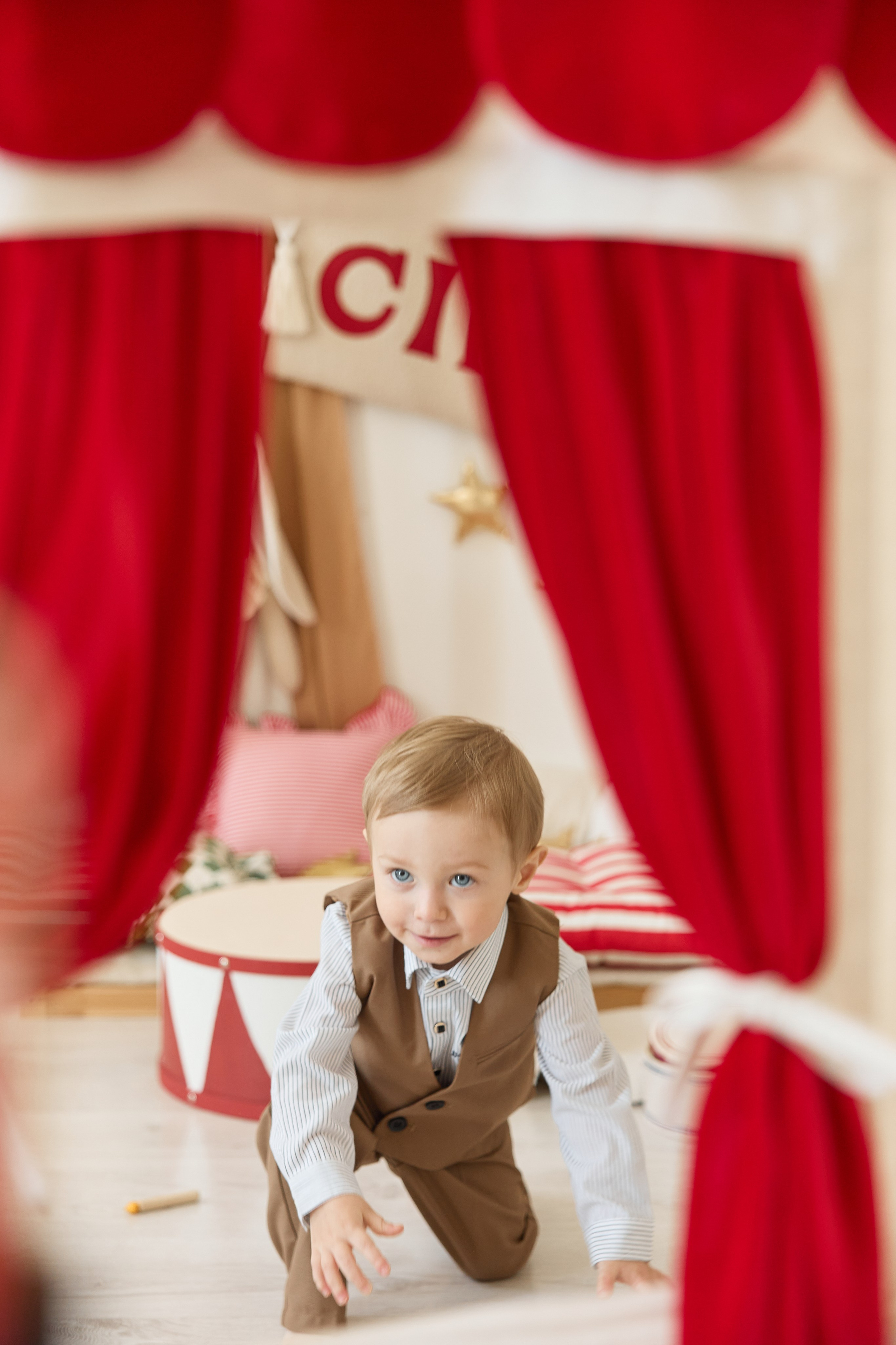 Руслан 2 годика. Kharchenkotatianaweddingphoto