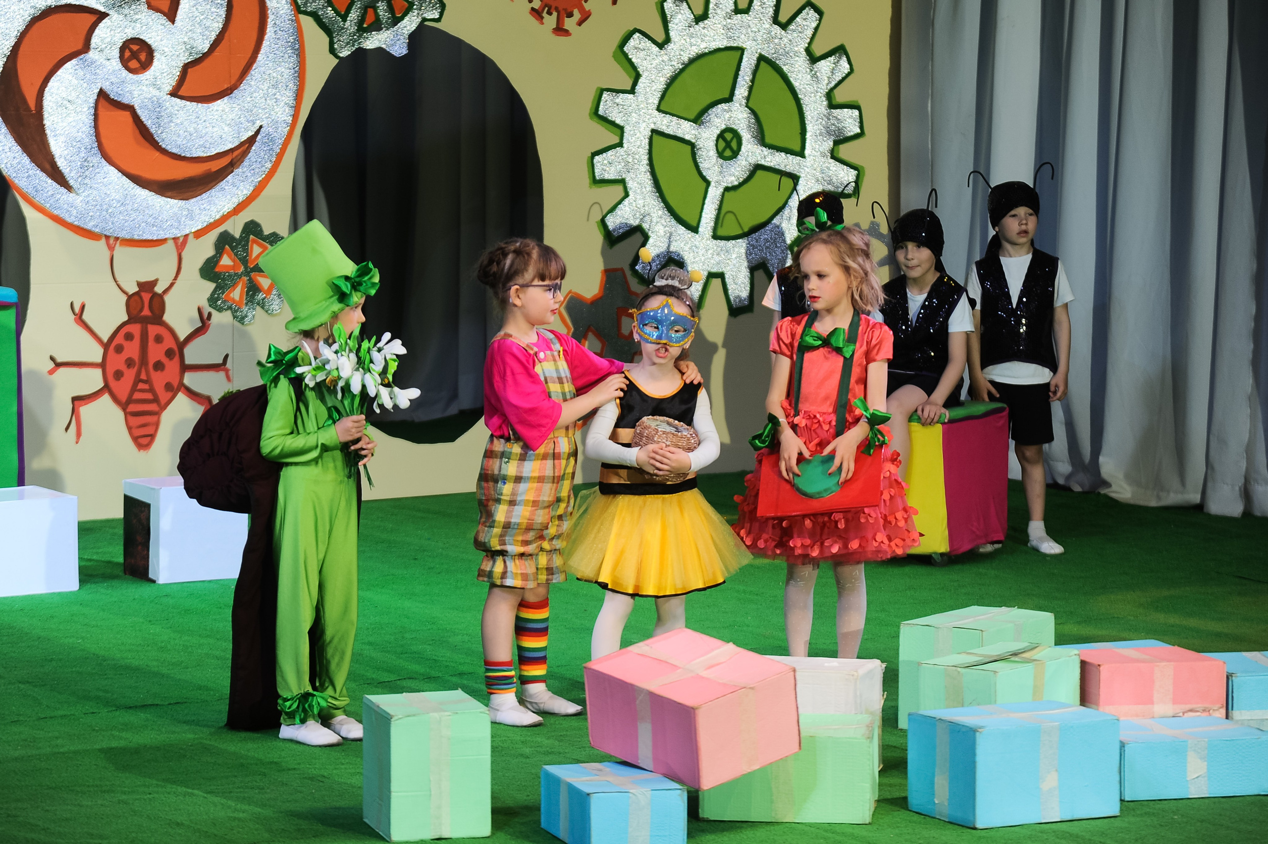 Выпускной 2025, детский центр «Самовар». Фотограф Олег Юршевич Солигорск Минск