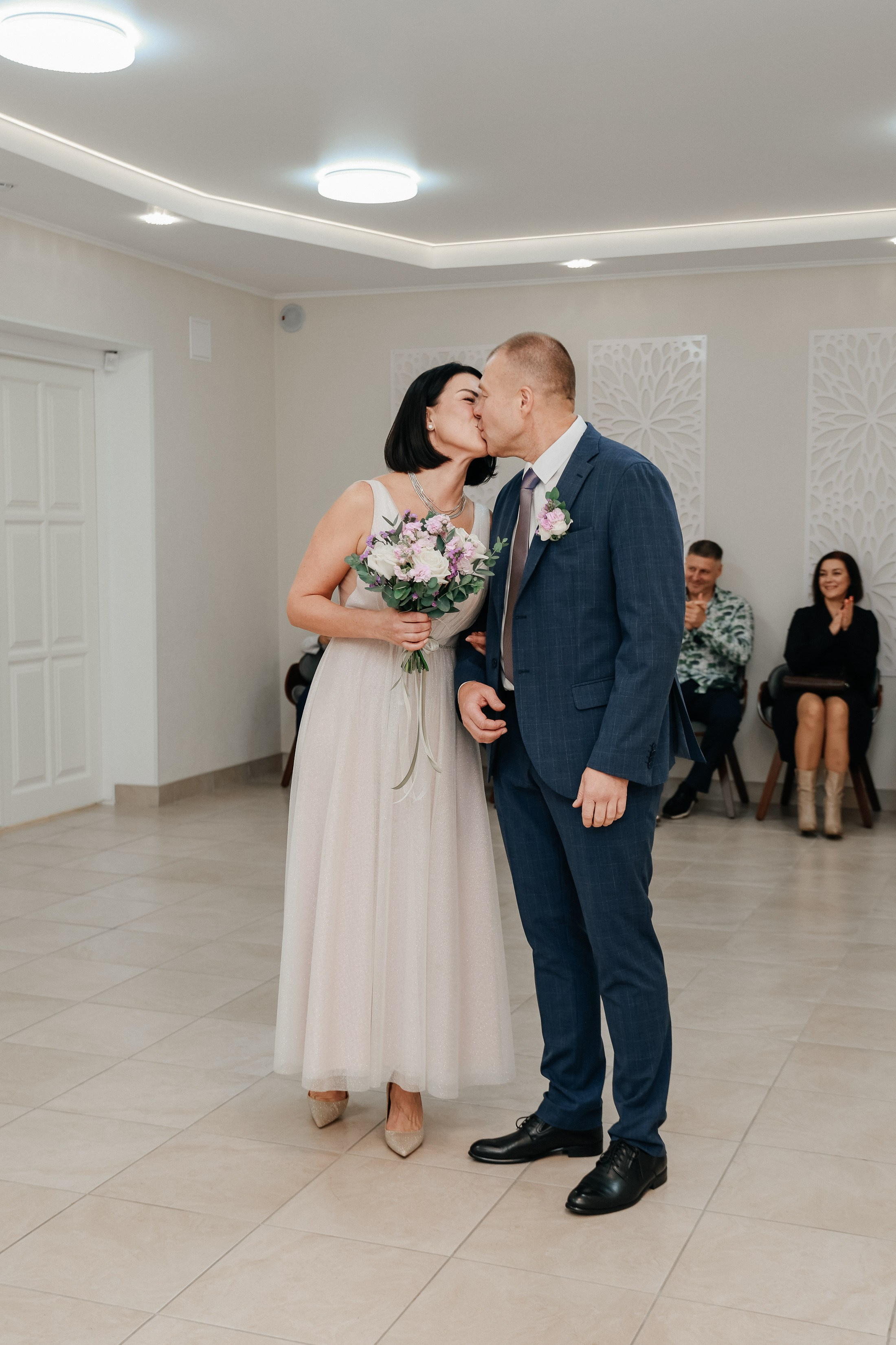 Евгений и Евгения Регистрация и прогулка. Фотограф Юлия Мальцева