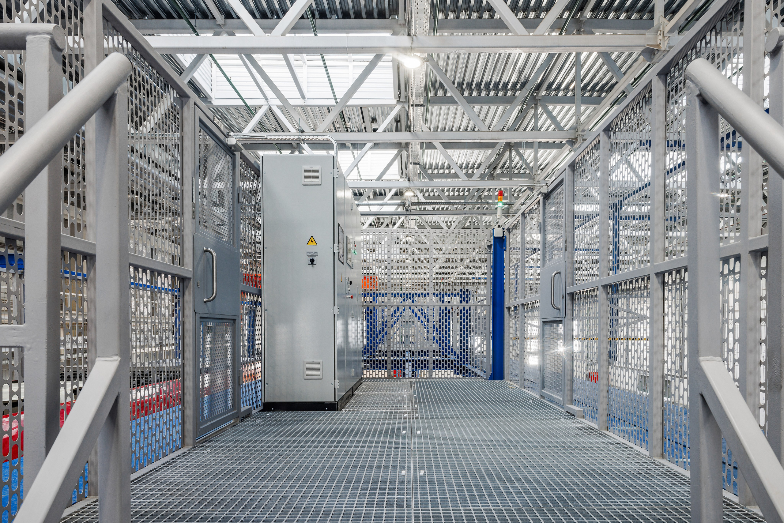 Трамвайное депо. Фотограф Виталий Хайлов, Екатеринбург