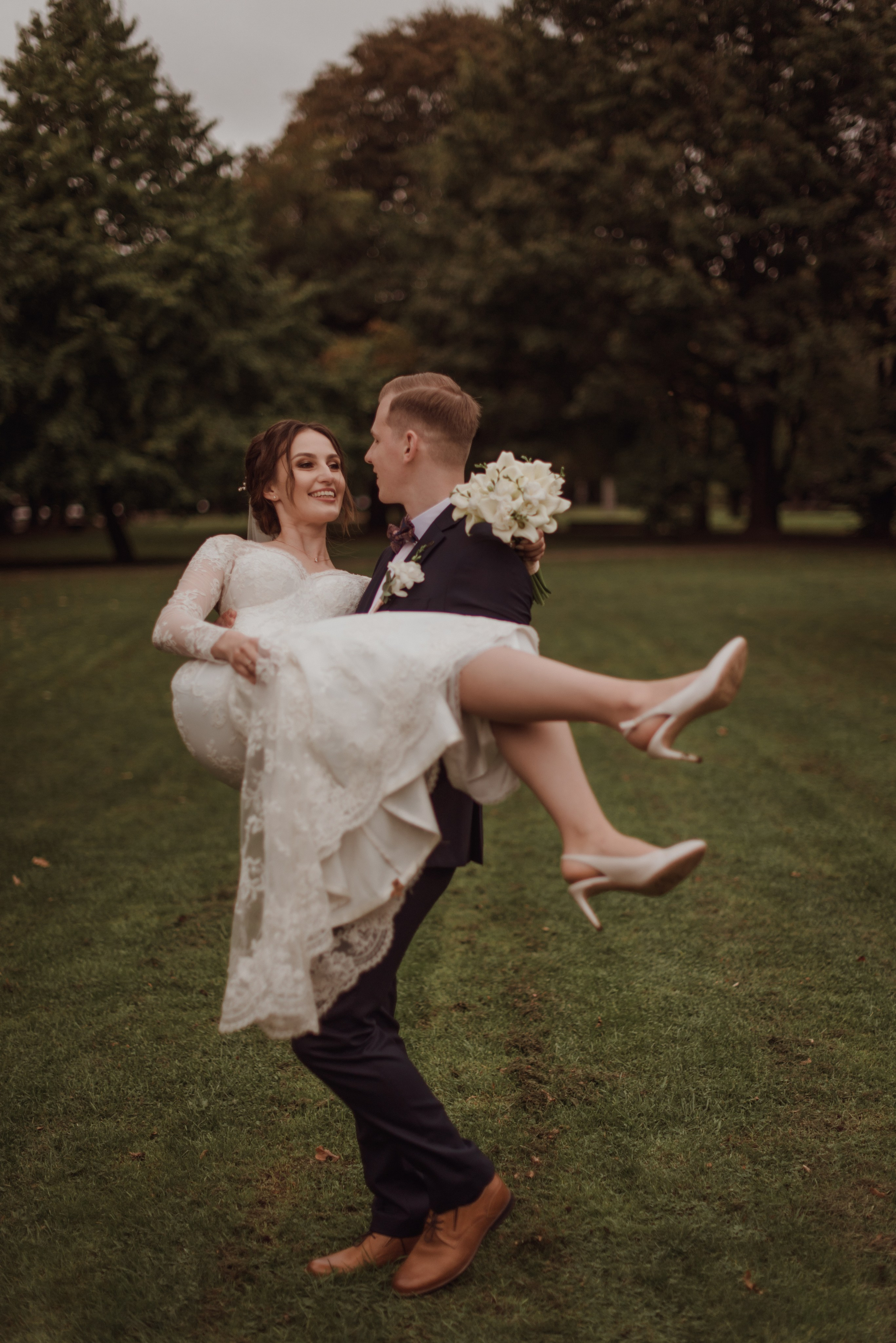 Hochzeitsreportage in Deutschland – Liebevolle Momente & echte Gefühle. Hochzeitsfotografin Leipzig Dresden