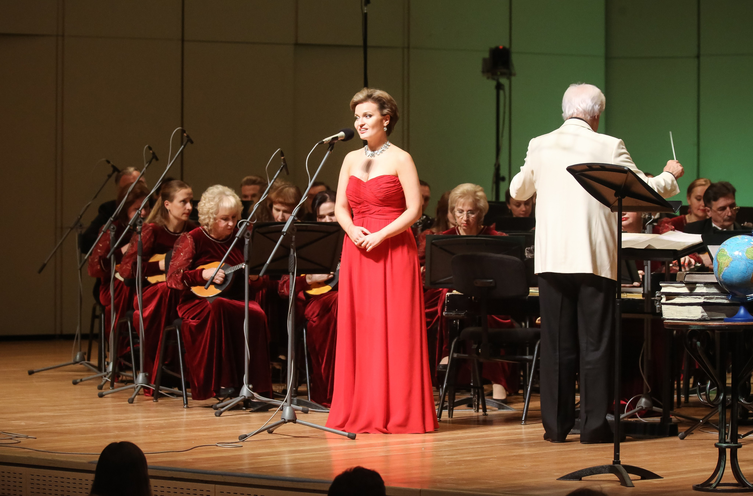 Концерт «Времена года». Дарья Письменюк / Darya Leitstern — фотограф, музыкант, журналист, путешественник