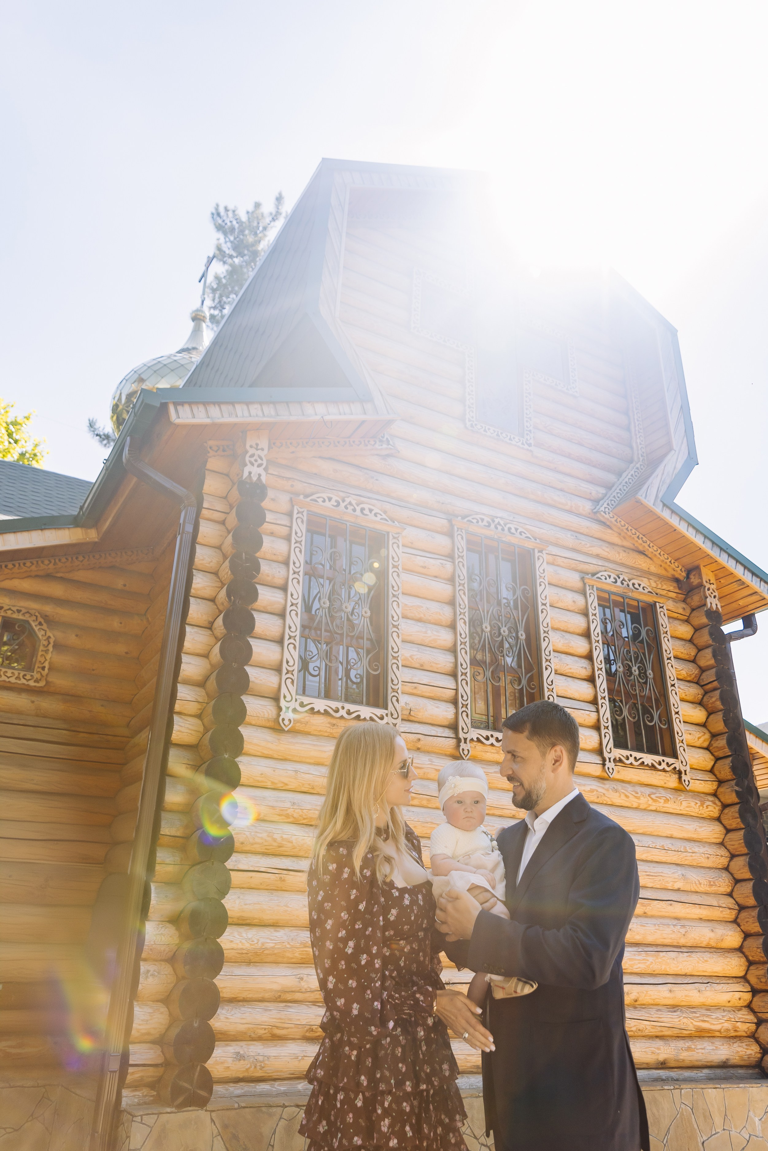 Церковь иконы Божией Матери. Семейный фотограф на крещение и венчание