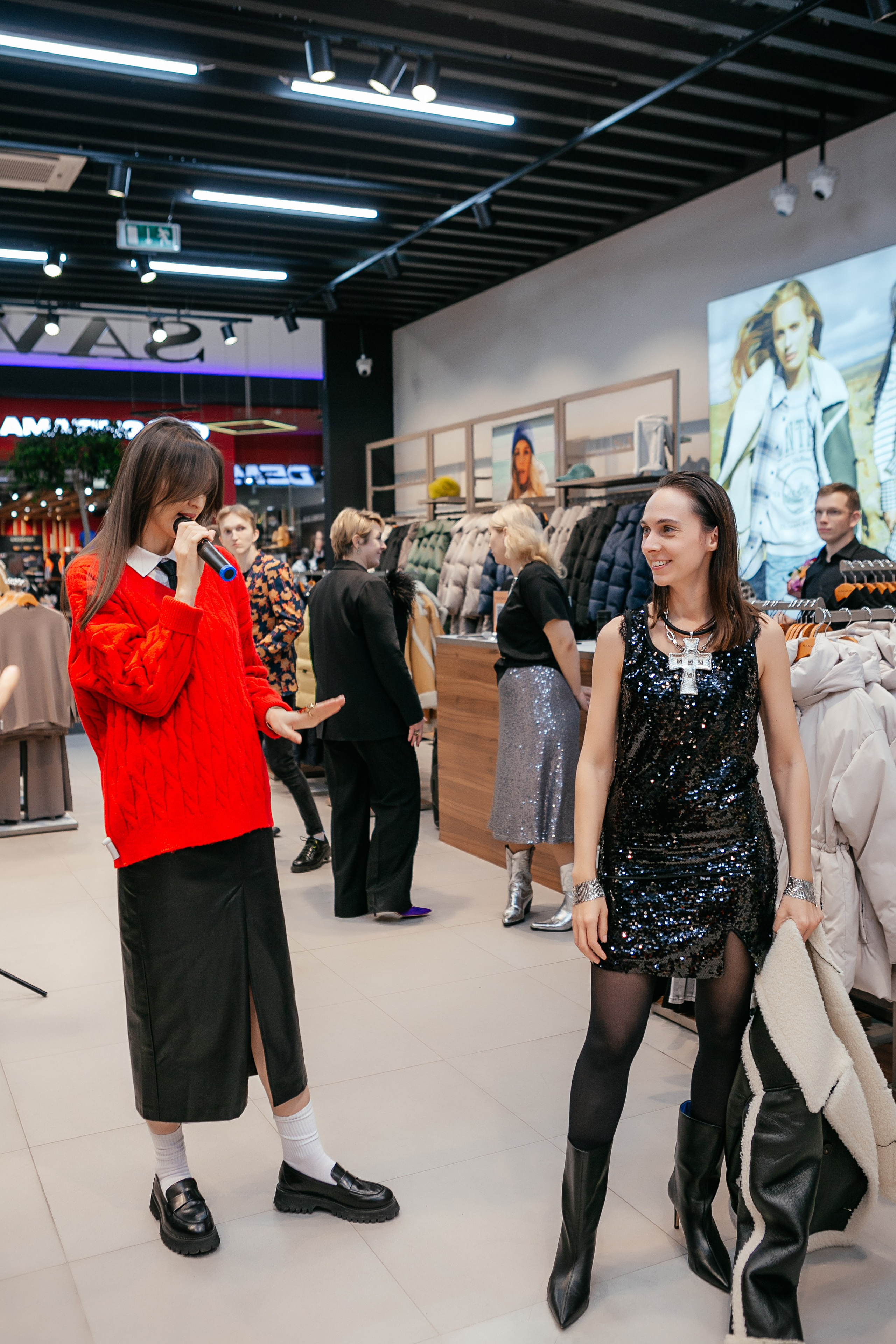 Открытие магазина SAVAGE. Контент фотограф, съемка для маркетплейсов, фуд съемка и репортажи в Новосибирске Ралия Галеева