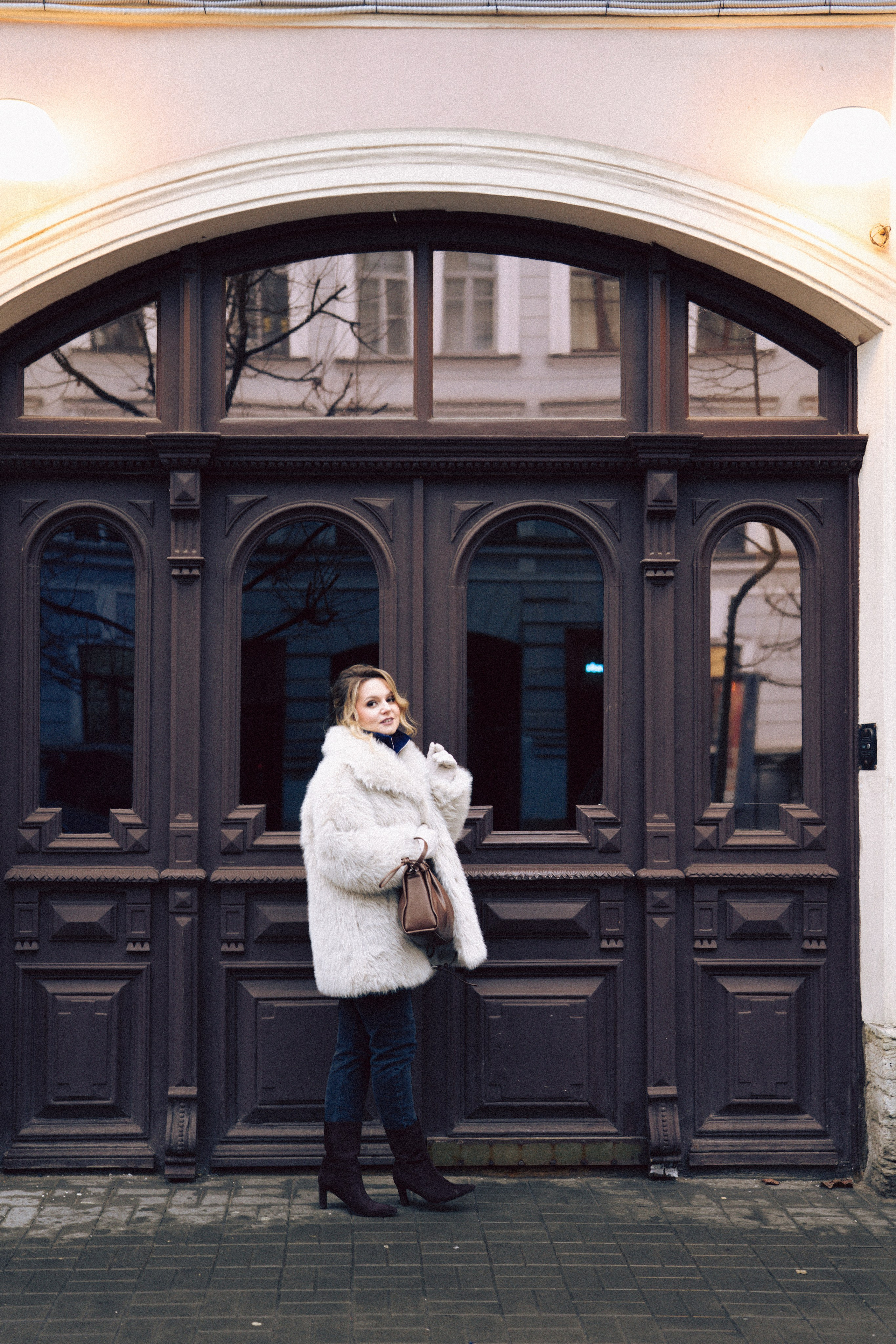 НОВОГОДНЯЯ ФОТОСЕСИИЯ В СТУДИИ ДЛЯ ДЕВУШКИ И ПРОГУЛКА ПО ЧЕРНЫШЕВСКОЙ. Профессиональный фотограф, Санкт-Петербург — Виктория Богомолова