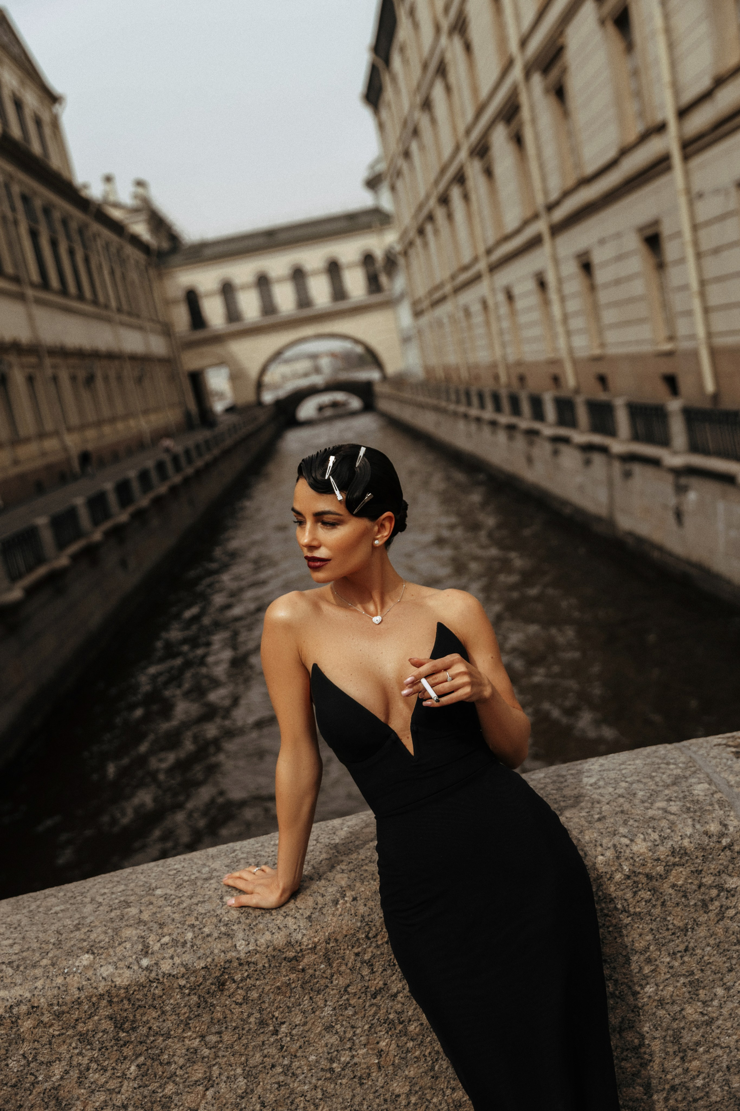 Alexandra | Winter Canal. NatalieDmi — фотосессия беременности, семейный фотограф, портрет