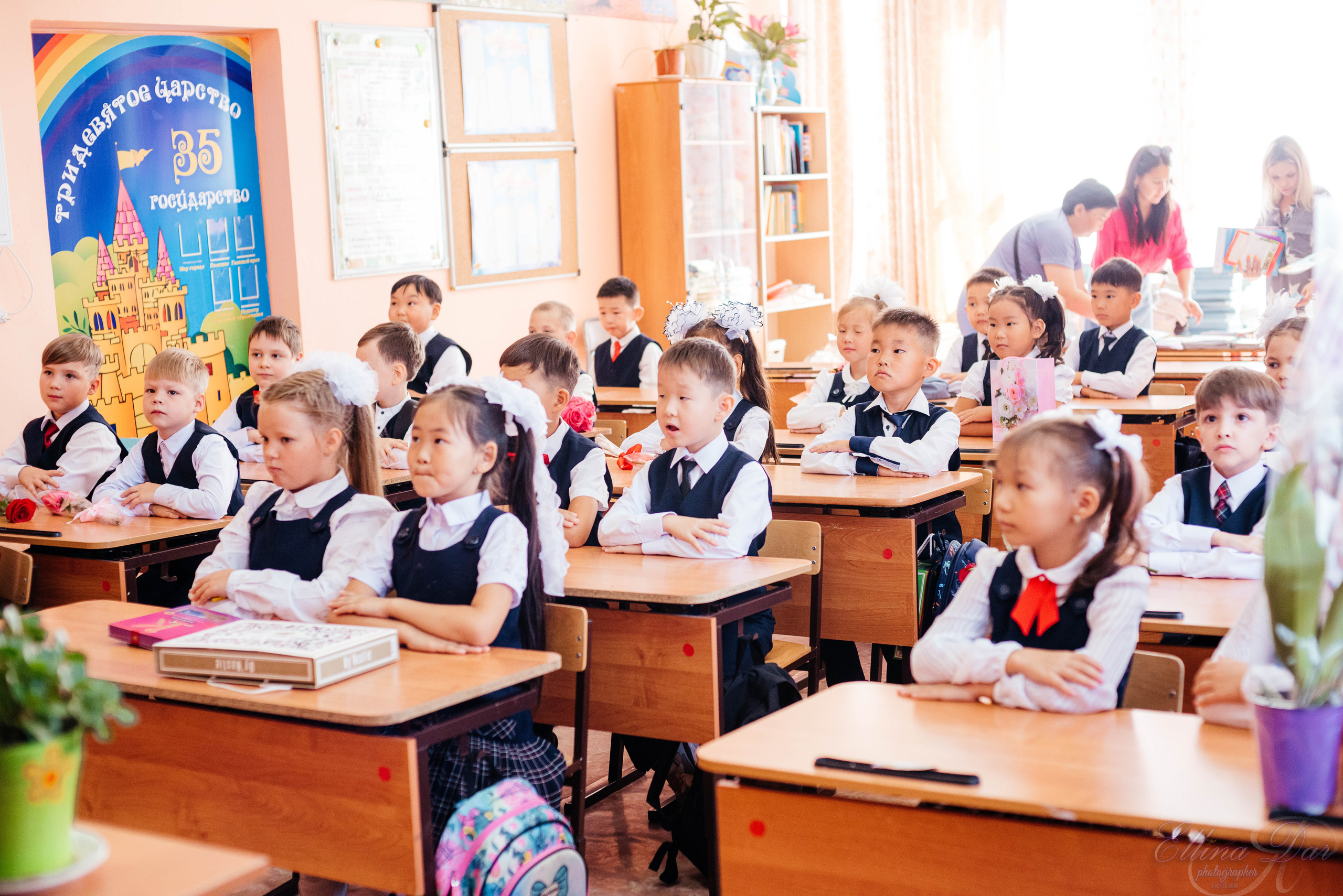 1 сентября 2023 35 школа. Фотограф Эллина Дар г. Улан-Удэ