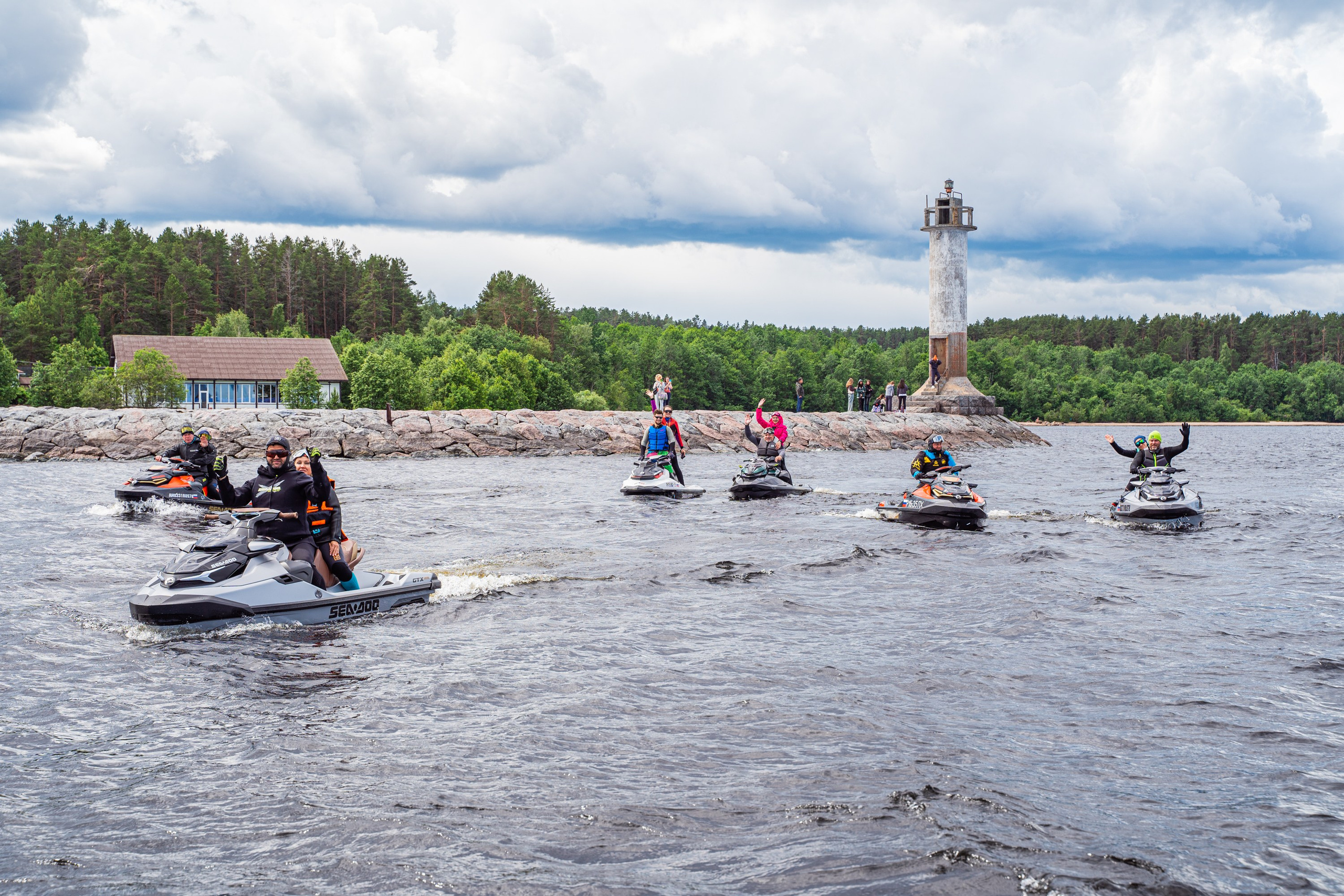 Гидровыезд в Коневский мужской монастырь. Свадебный, семейный, портретный, репортажный фотограф в Санкт-Петербурге