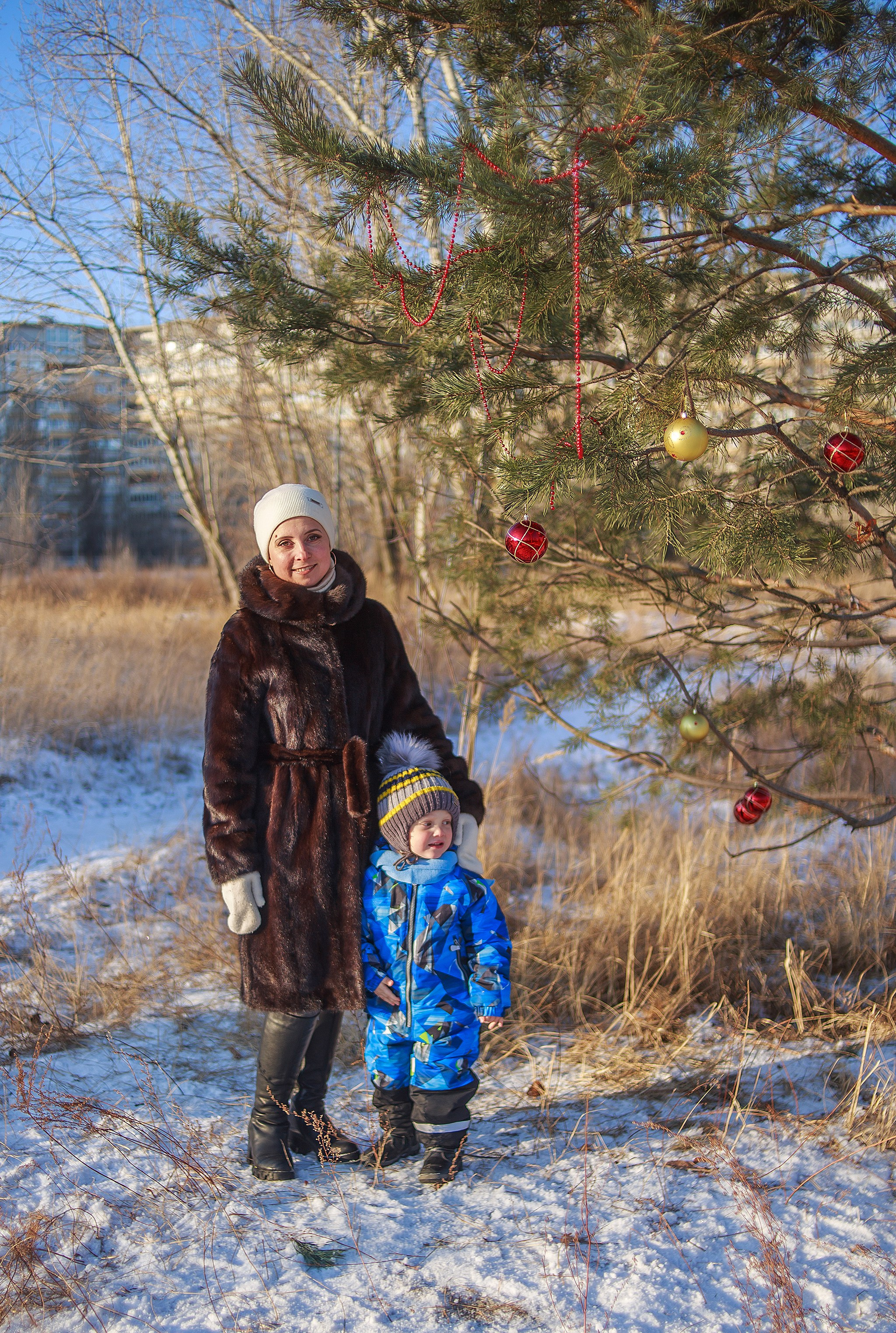 Зимняя фотопрогулка на мещерском озере с мандаринами. Детский и семейный фотограф, фотограф мероприятий Нижний Новгород