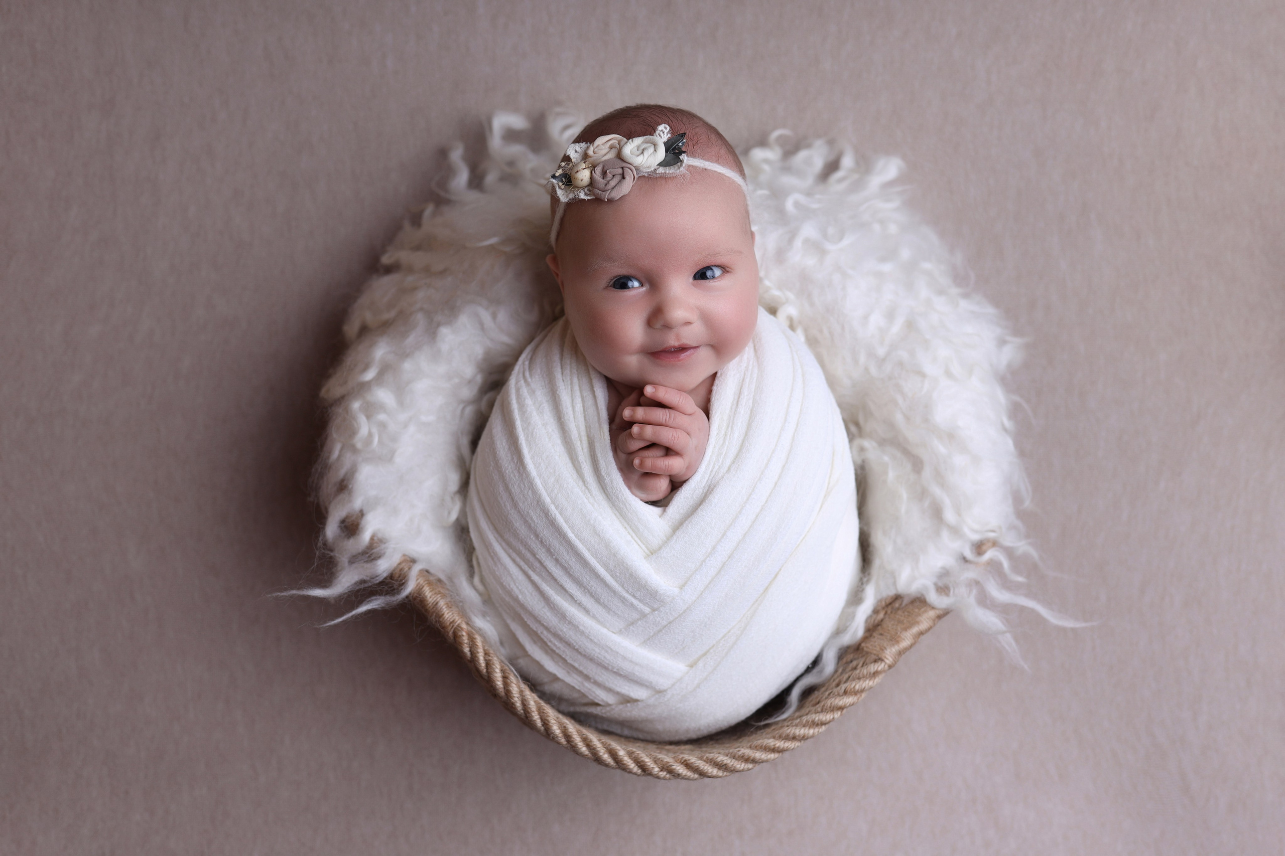 Newborn девочки. Фотограф новорожденных Модяева Ирина