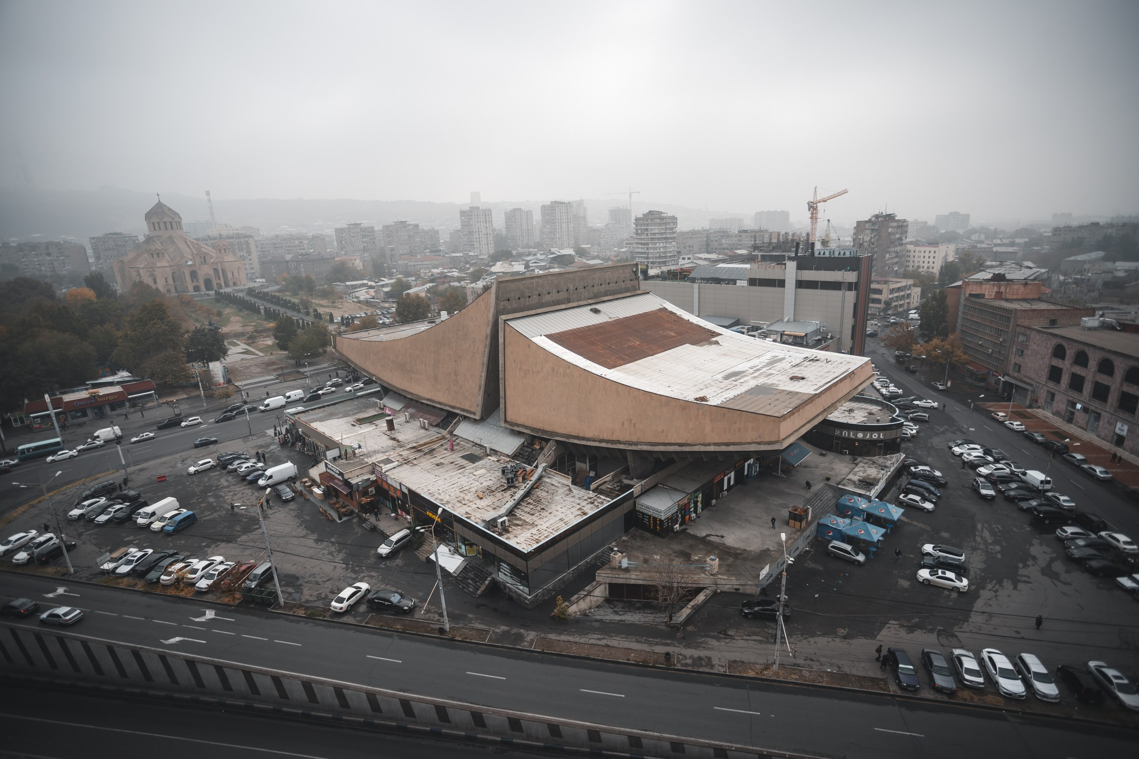 Россия-молл в Ереване