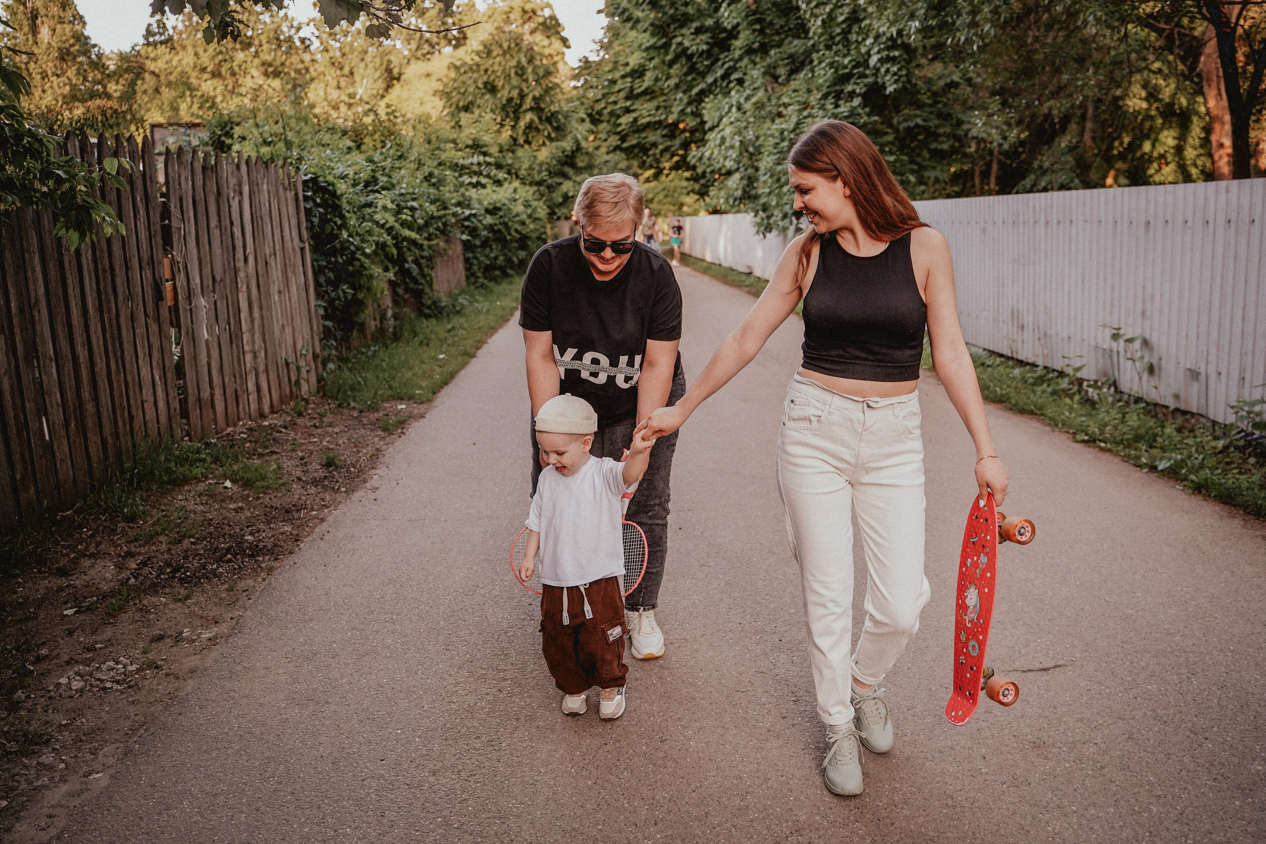 Семейная фотосессия со скейтом и самокатом. Семейный и женский фотограф в Краснодаре Анастасия Приймак