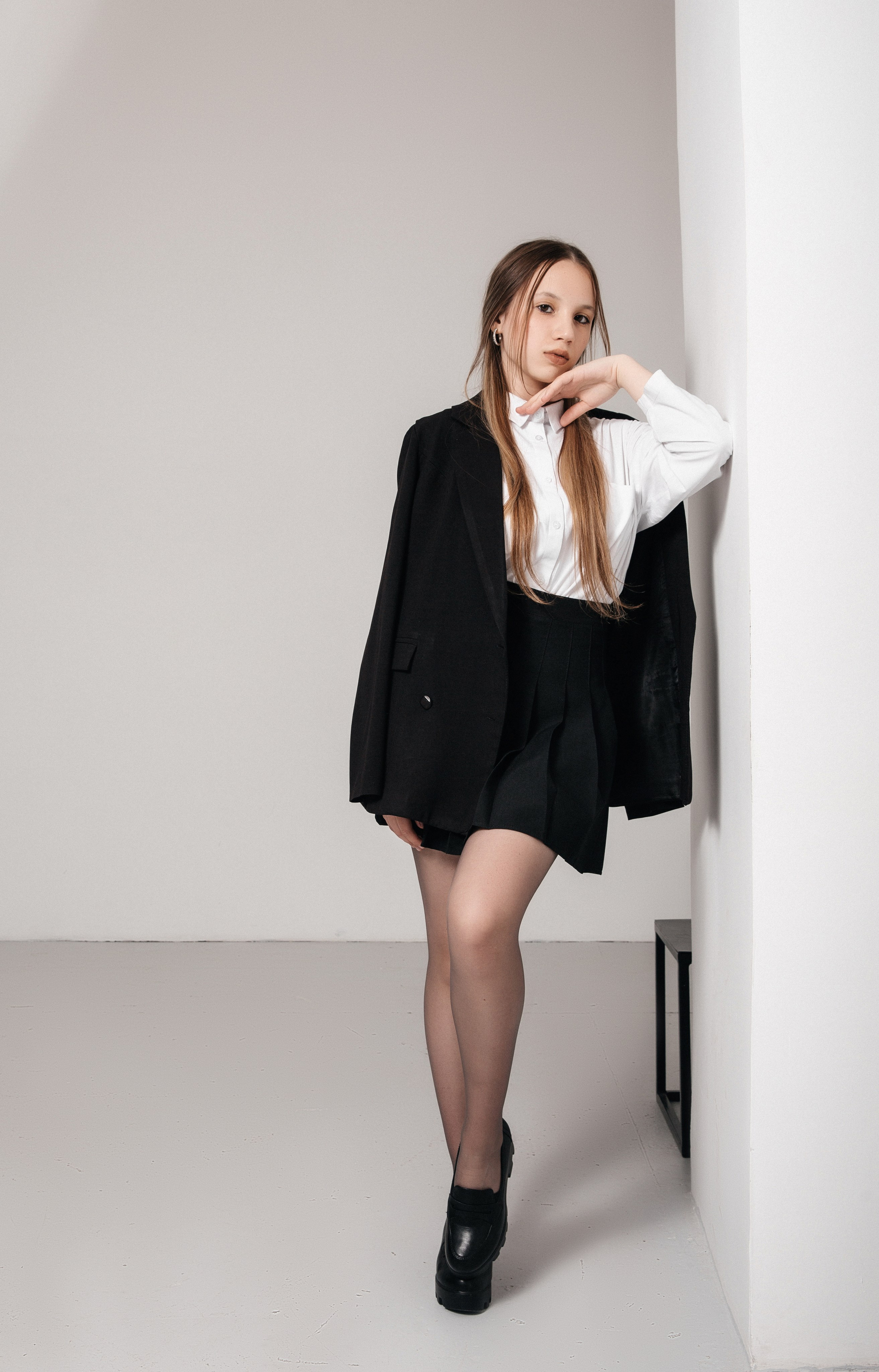 Портреты в студии (белый фон). Диля Гареева фотограф — Бугульма, Казань, Альметьевск, Заинск