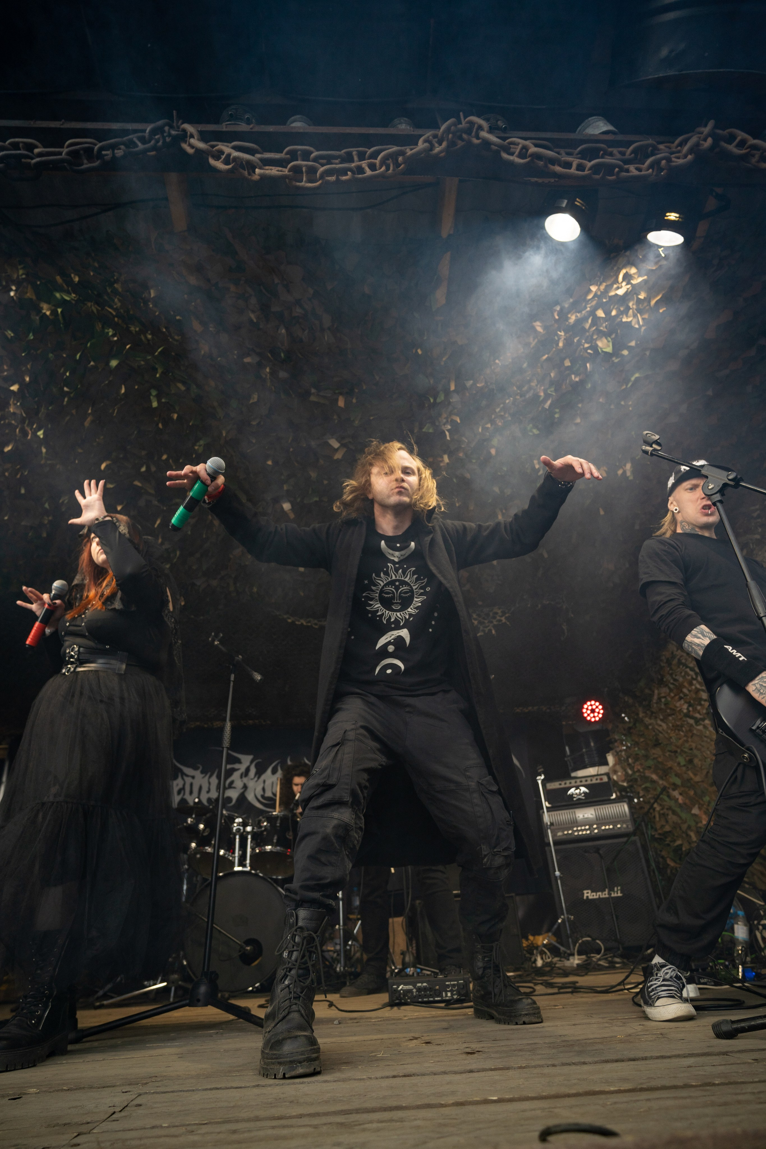 Фестиваль «ПОСРЕДИ КЛАДБИЩ И БОЛОТ»|Архангельск. Концертный и репортажный фотограф в Санкт-Петербурге Слава Пахомов