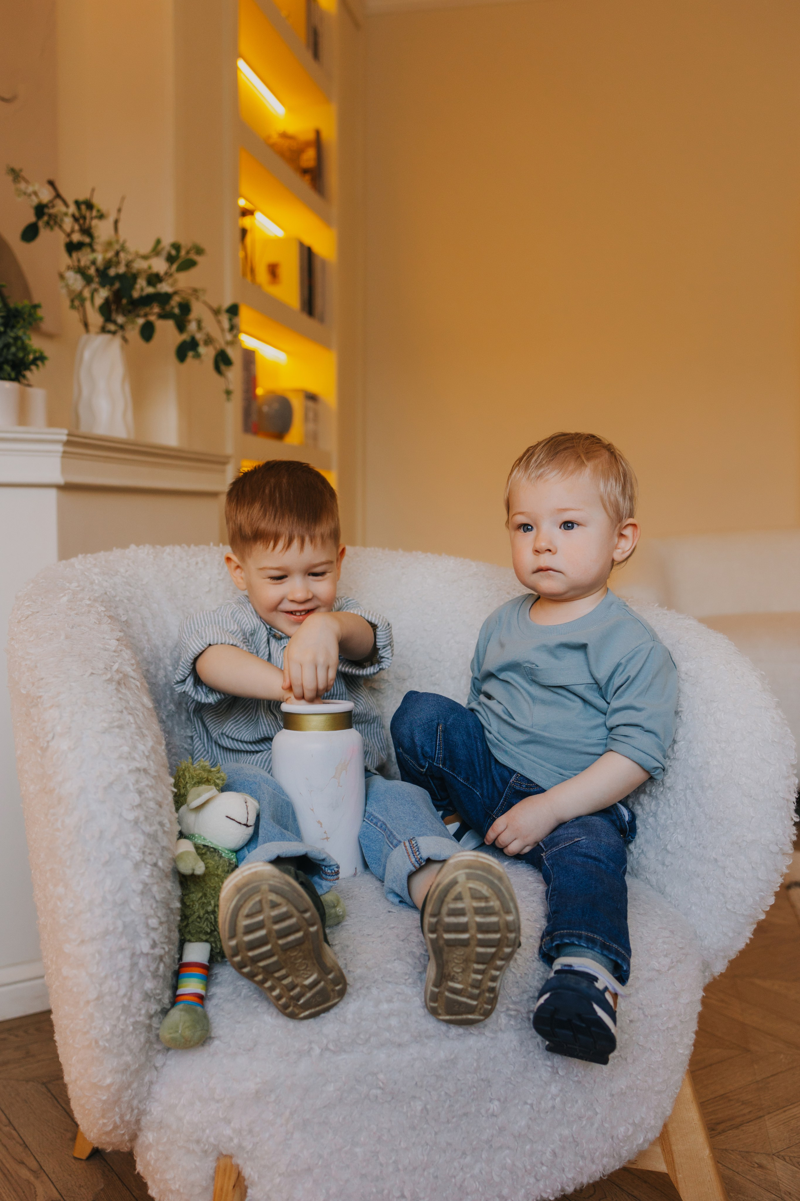 Большая семья. Домашняя фотосессия