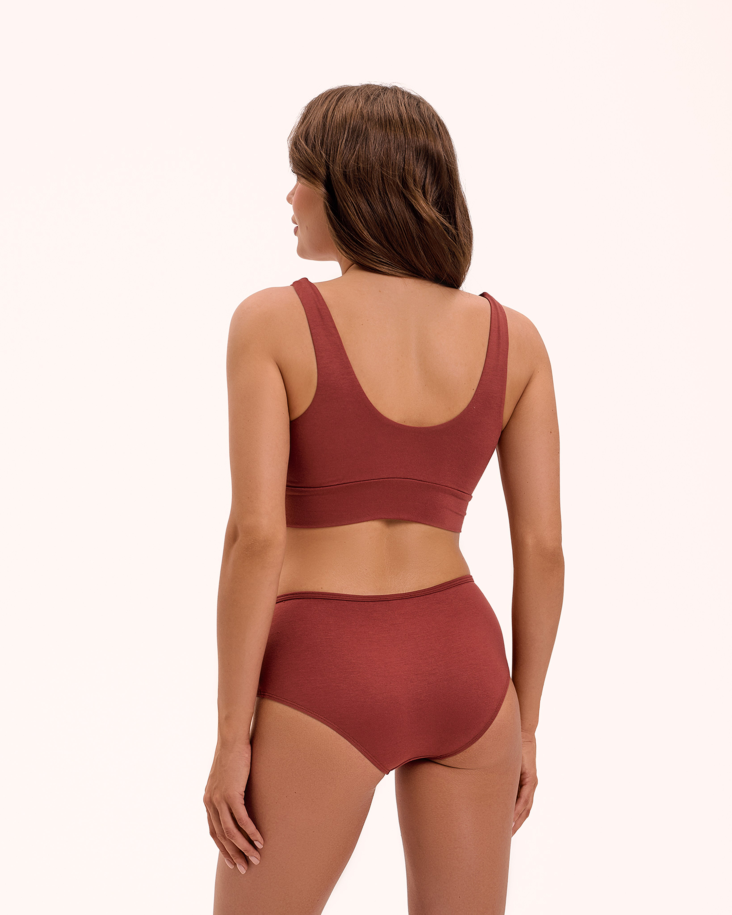 Съемка каталог, съемка на белом фоне, съемка для магазина одежды, спортивная одежда, съемка для брендов, съемка спортивной одежды, фотограф Минск, съемка для маркетплейсов, фотограф Шаповалова Ольга