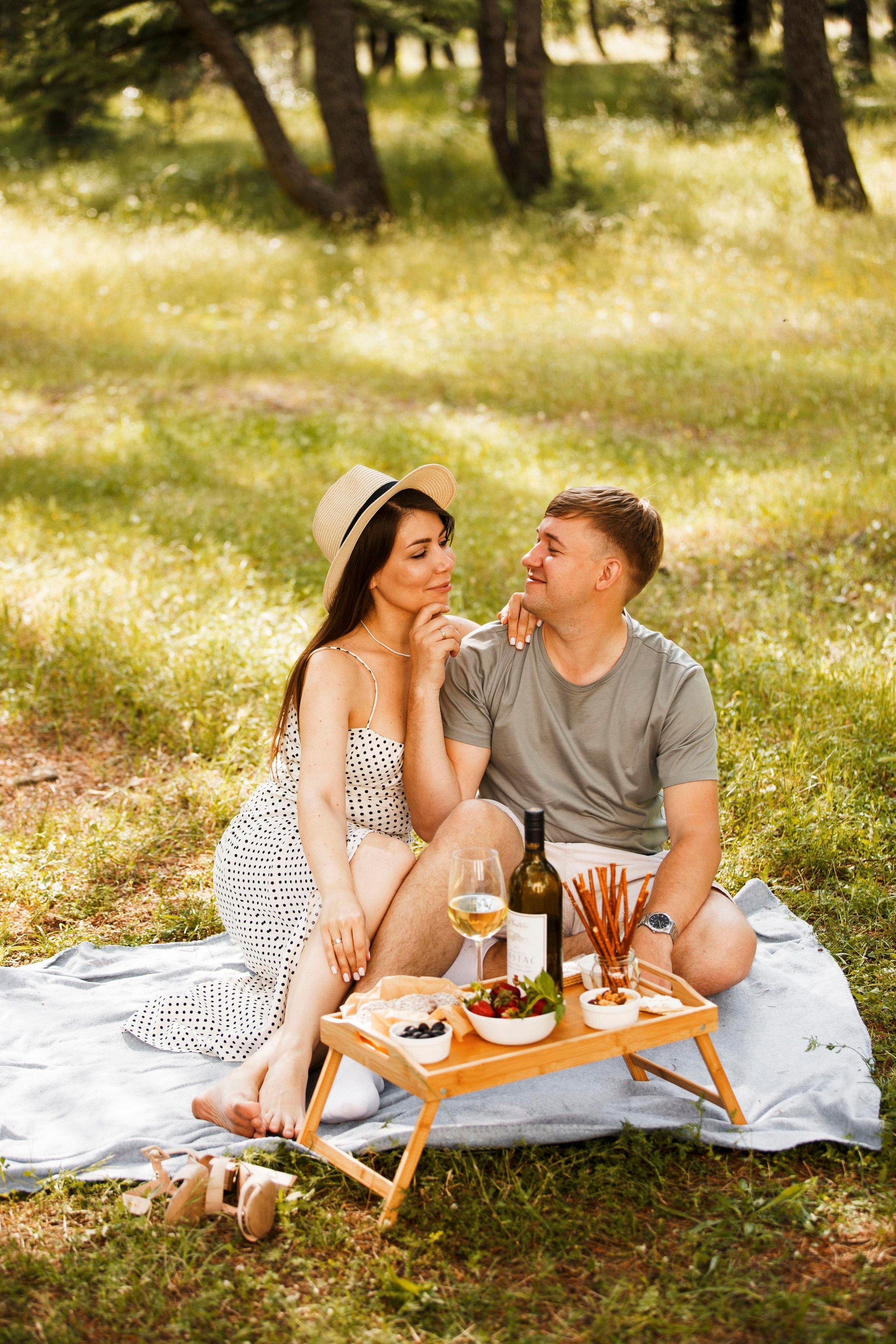 Picnic. Photographer in Montenegro Tatiana Talaeva