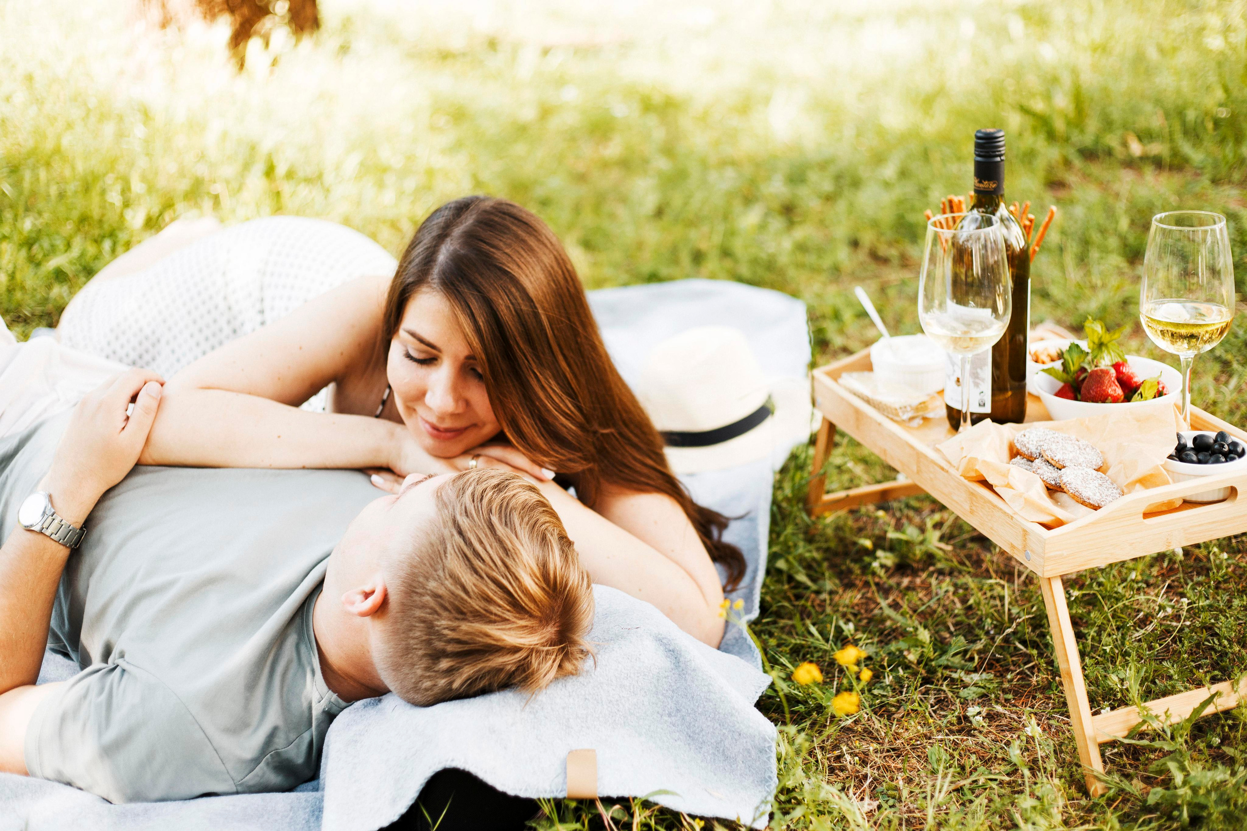 Picnic. Photographer in Montenegro Tatiana Talaeva