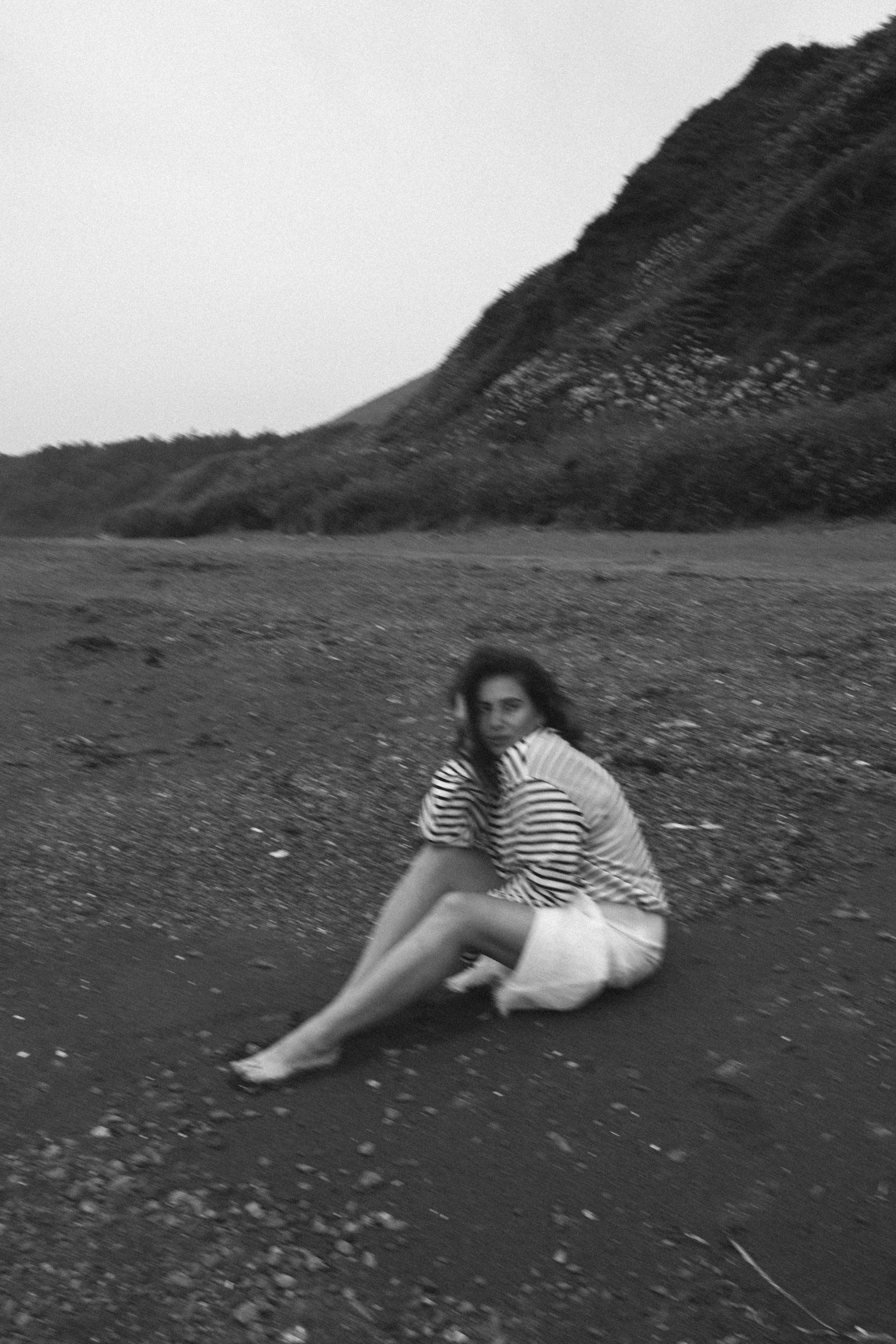 Женская фотосессия на берегу Охотского моря. Сахалин. Фотограф Валерия Горбунова Подольск Бутово Видное Щербинка