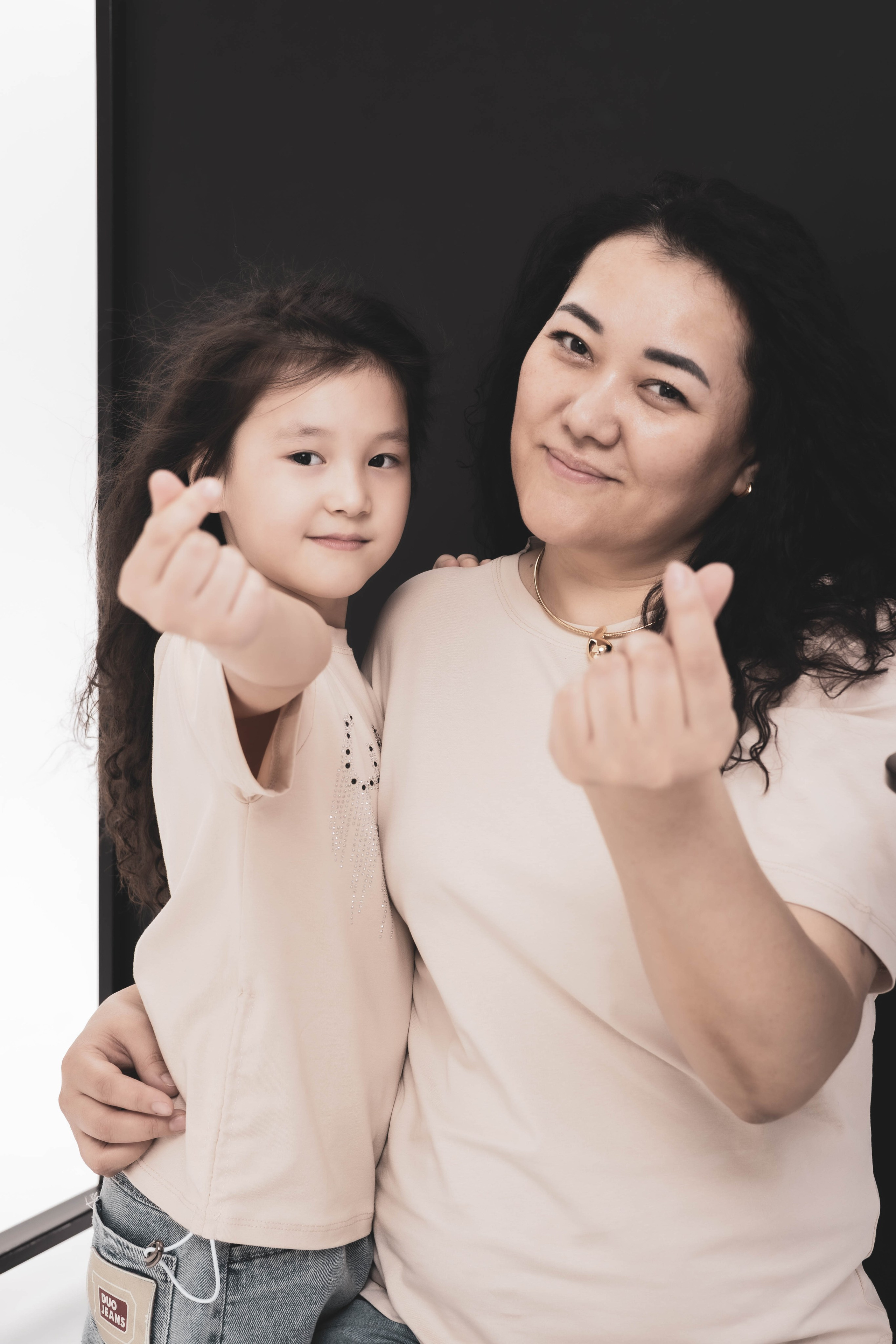 Детская семейная фотосессия в Алматы — профессиональный детский фотограф. Фотограф Алматы