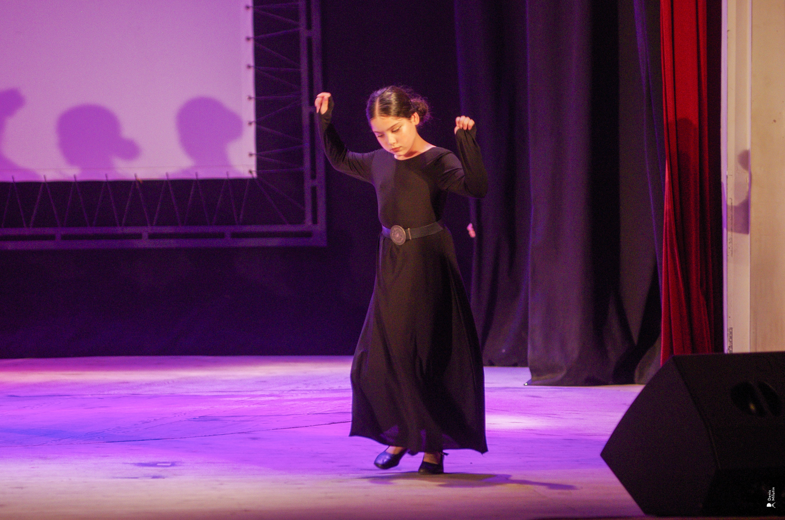 Танцы в прекрасном Они. Портретный фотограф Денис Милютин