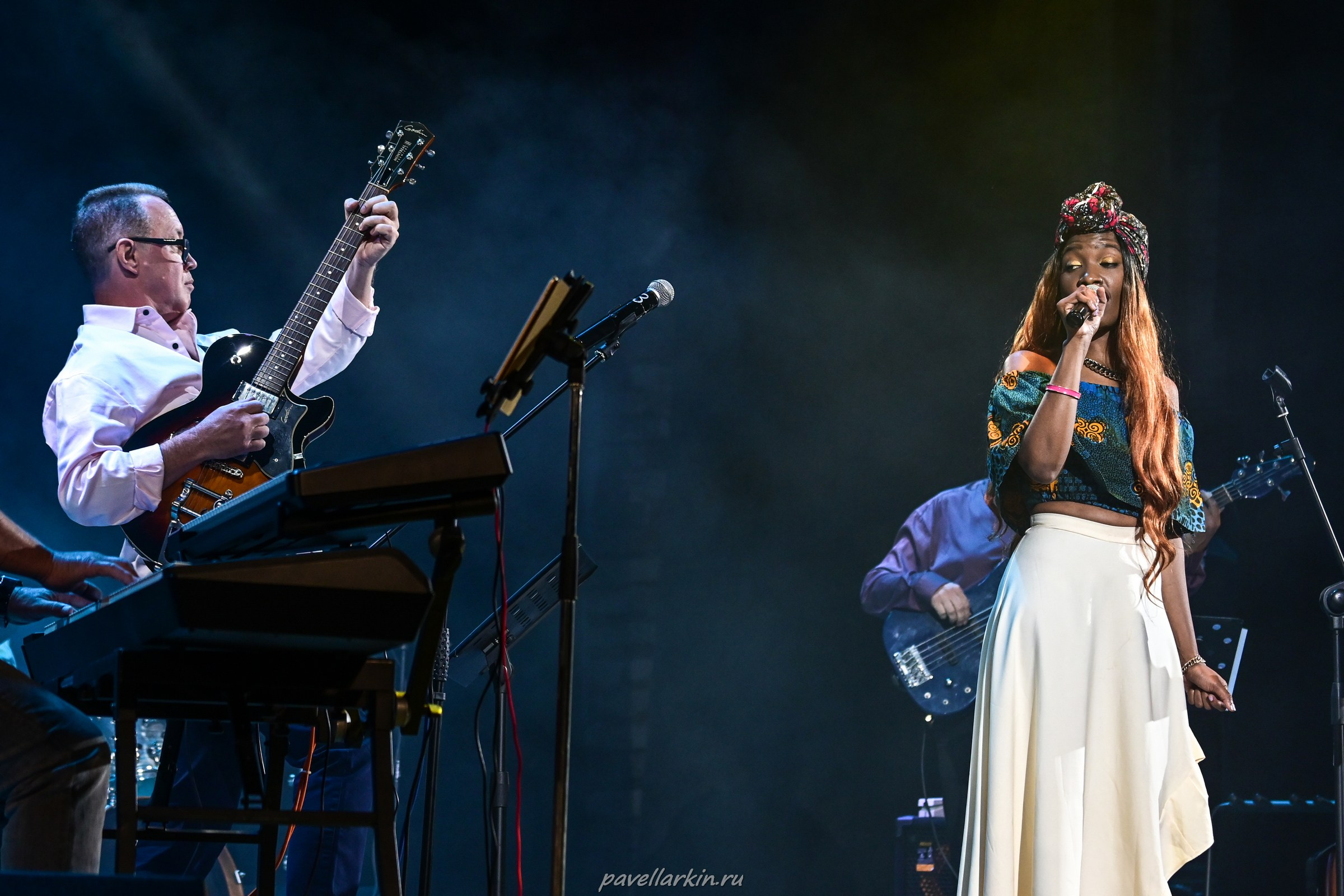 Wendy Kay и Сергей Коренев Project концерт в Новороссийске. Спортивный фотограф, фотожурналист Павел Ларькин