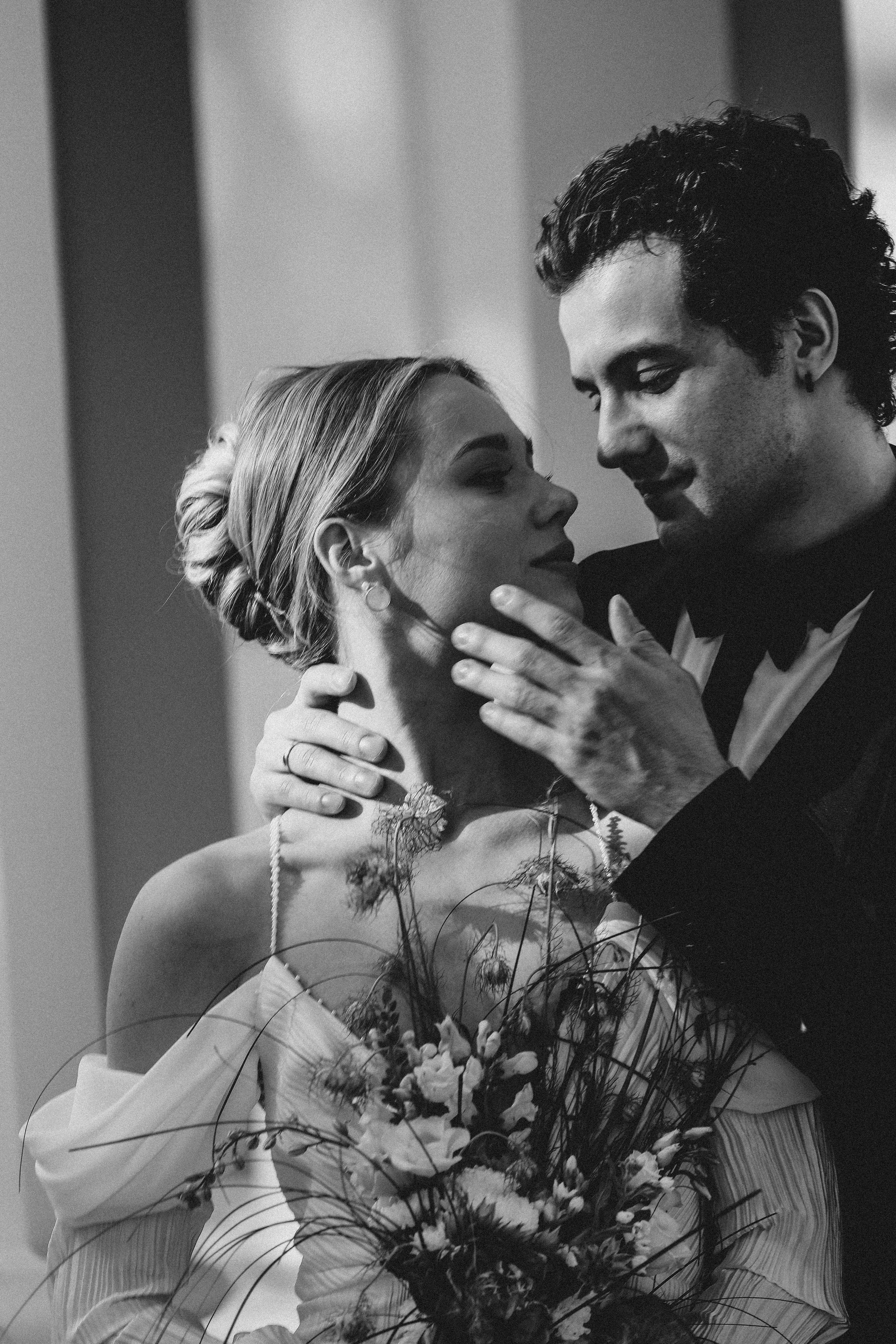 СВАДЕБНАЯ СЬЕМКА В ПАРКЕ ОРАНИЕНБАУМ. Профессиональный фотограф, Санкт-Петербург — Виктория Богомолова