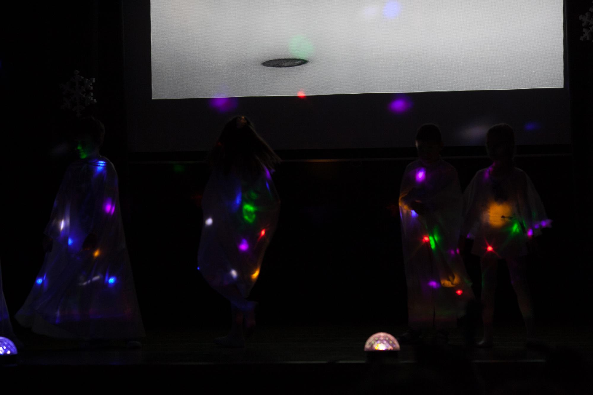 Праздник в школе. Выпускные альбомы Москва СВАО