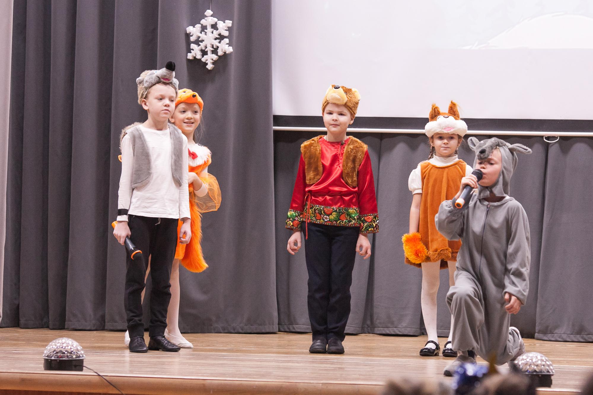 Праздник в школе. Выпускные альбомы Москва СВАО