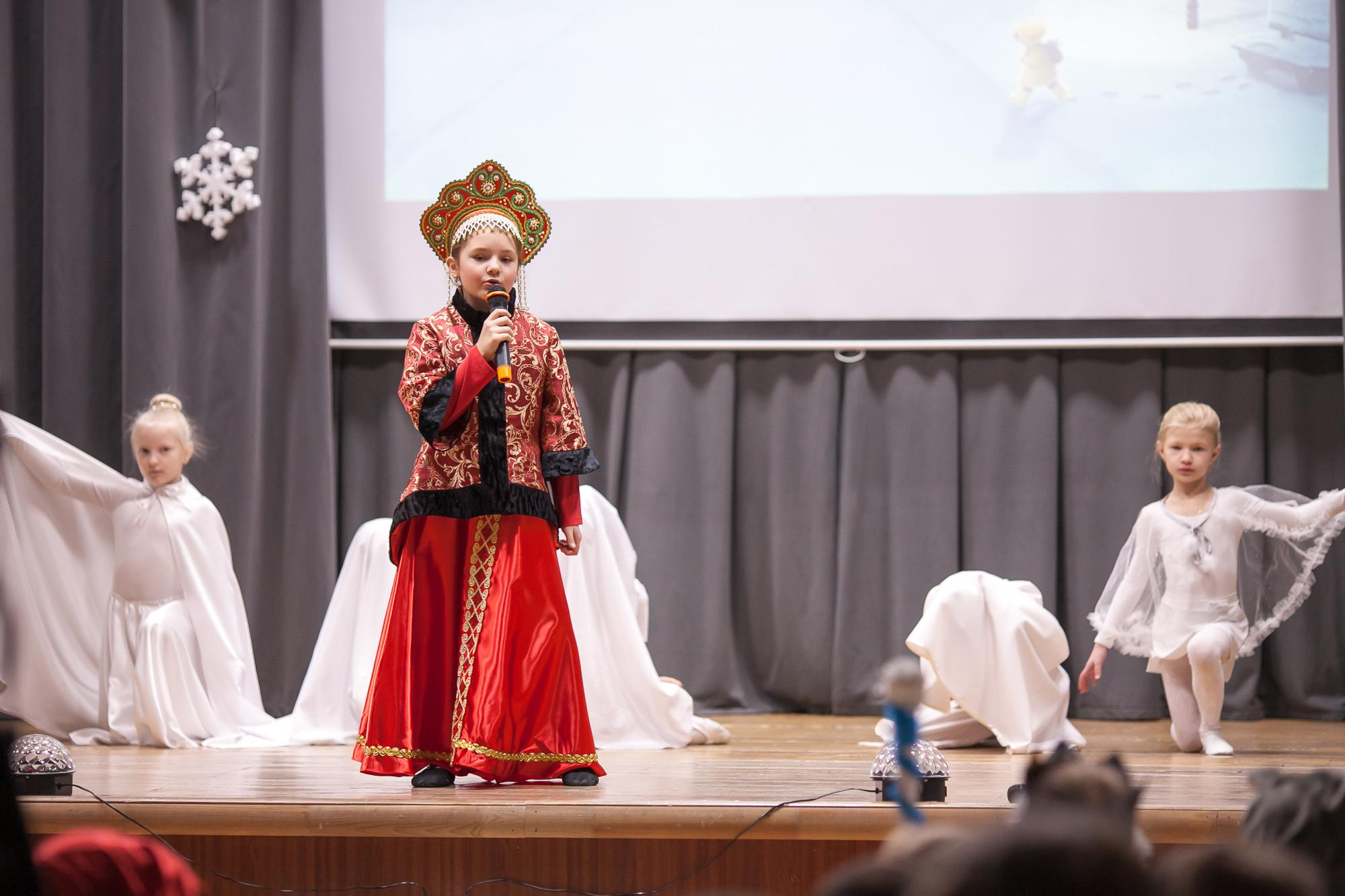 Праздник в школе. Выпускные альбомы Москва СВАО