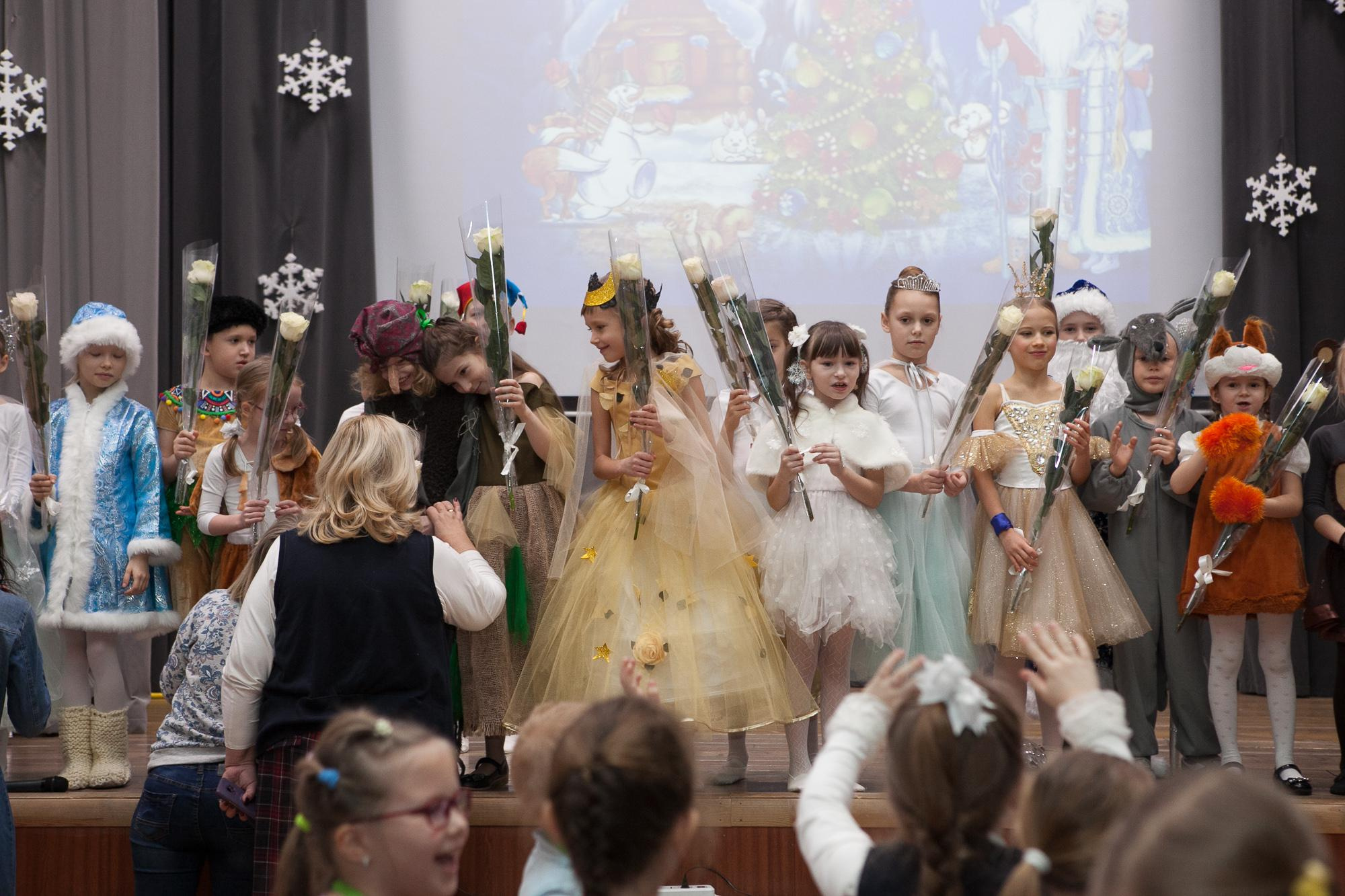 Праздник в школе. Выпускные альбомы Москва СВАО