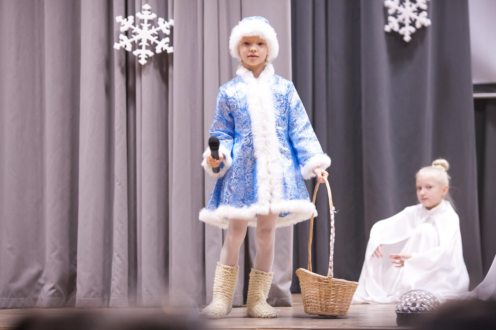 Праздник в школе. Выпускные альбомы Москва СВАО