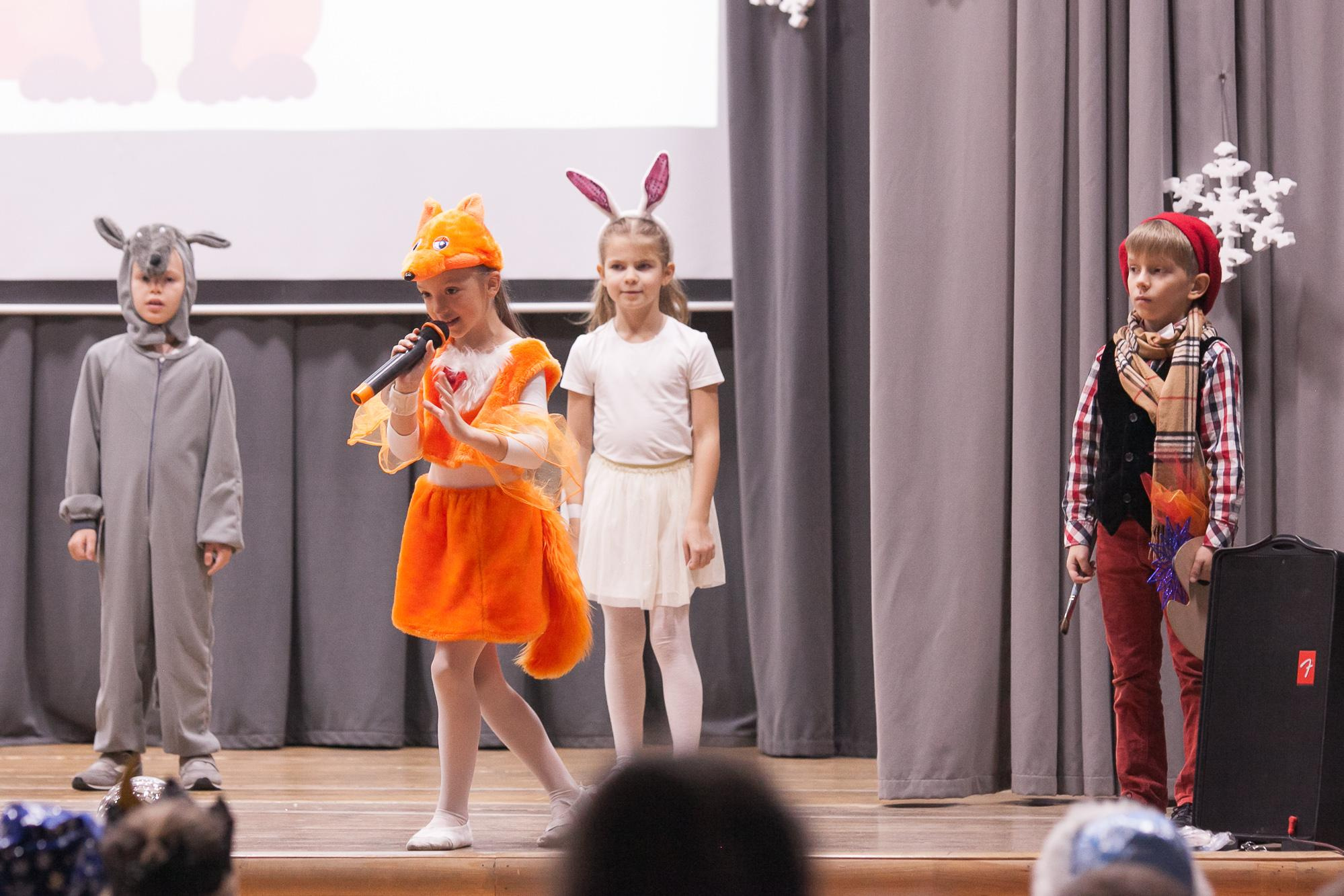 Праздник в школе. Выпускные альбомы Москва СВАО