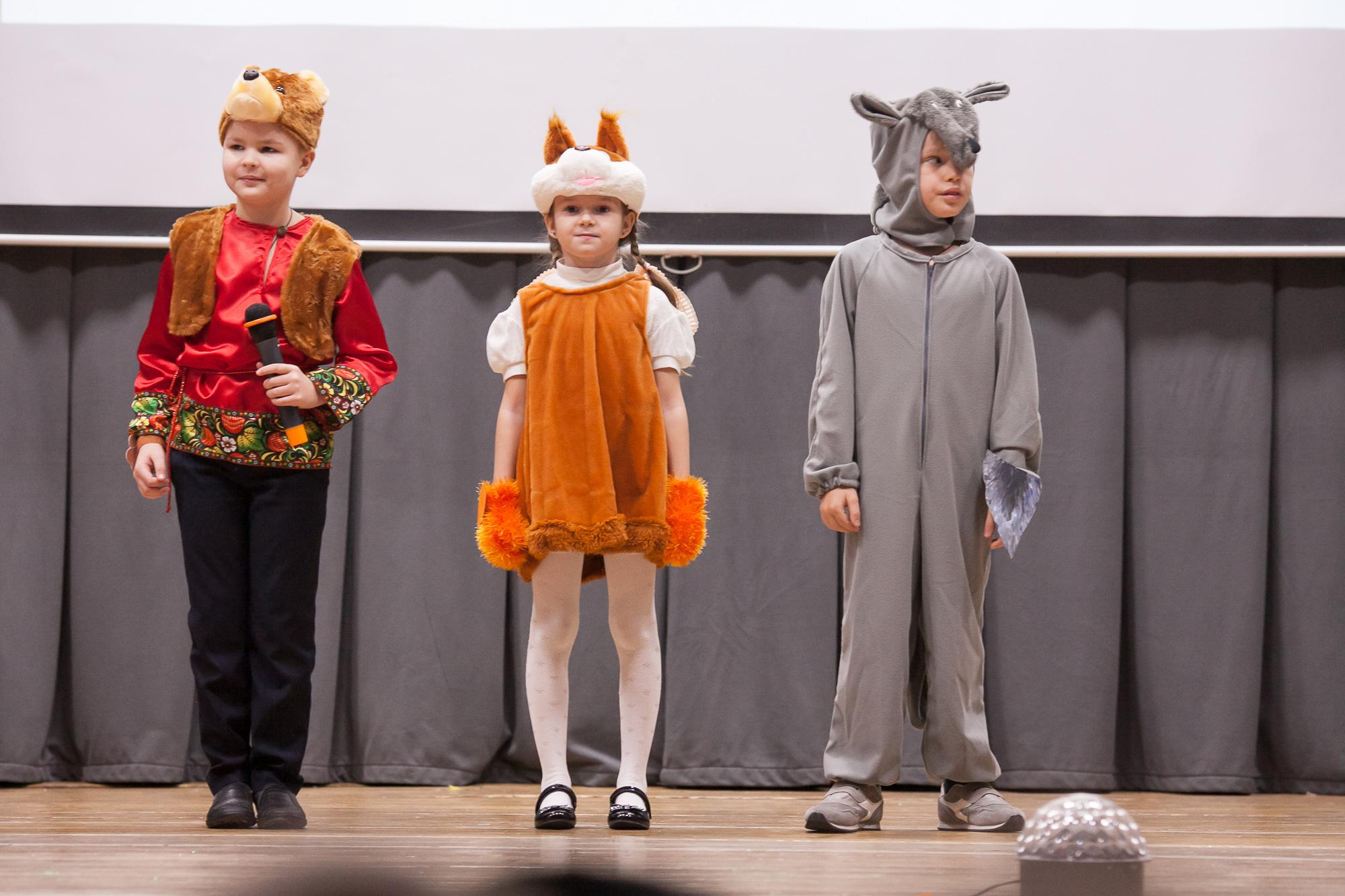 Праздник в школе. Выпускные альбомы Москва СВАО