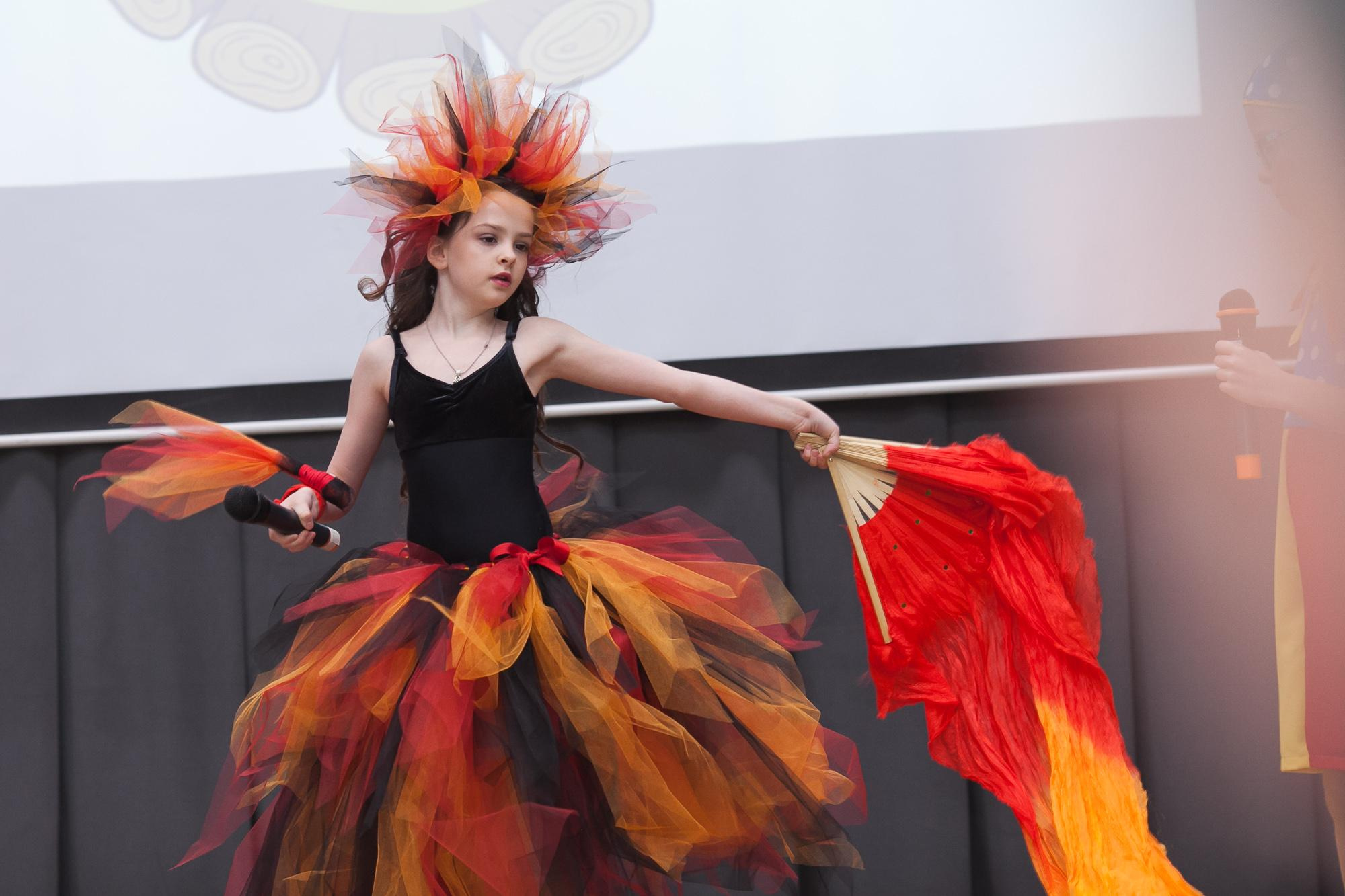 Праздник в школе. Выпускные альбомы Москва СВАО