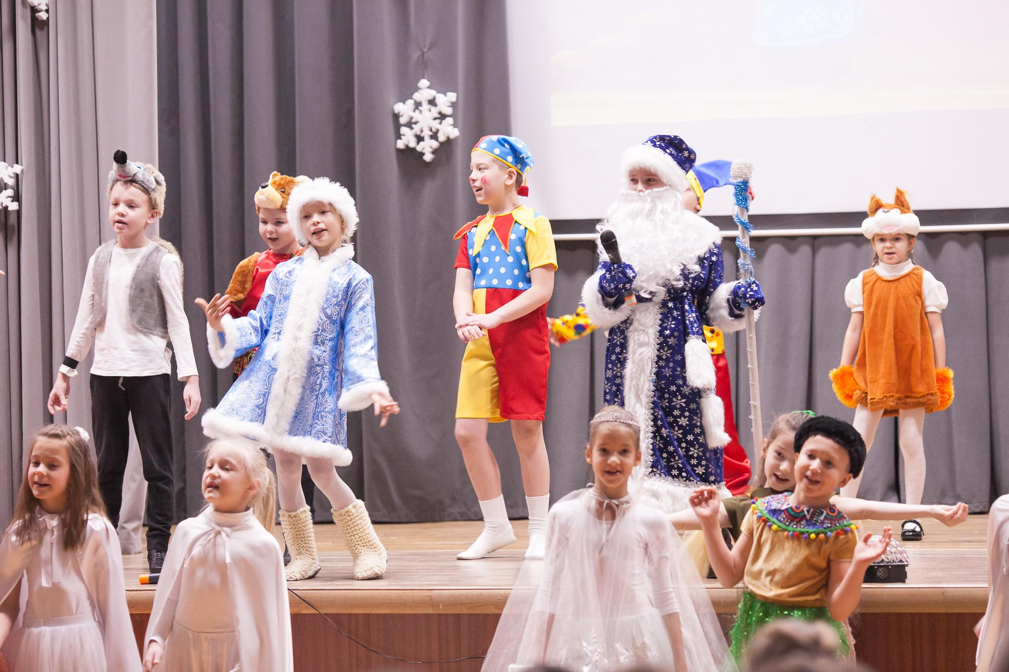Праздник в школе. Выпускные альбомы Москва СВАО