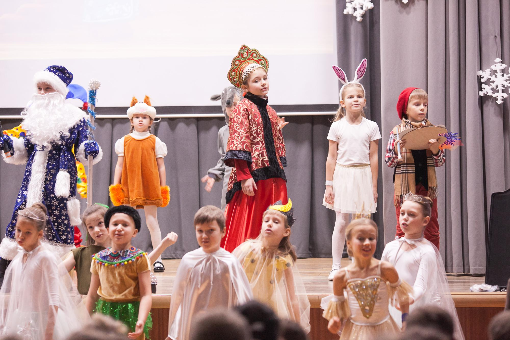 Праздник в школе. Выпускные альбомы Москва СВАО