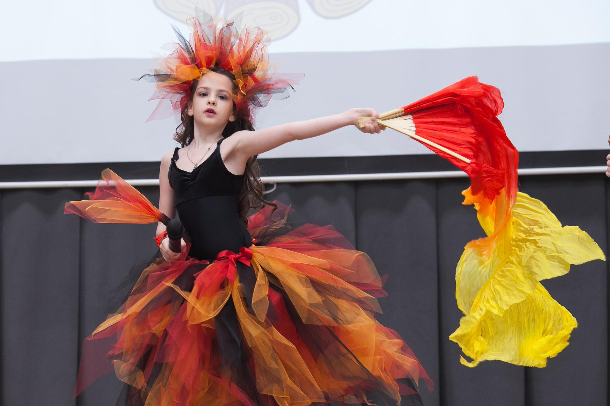 Праздник в школе. Выпускные альбомы Москва СВАО