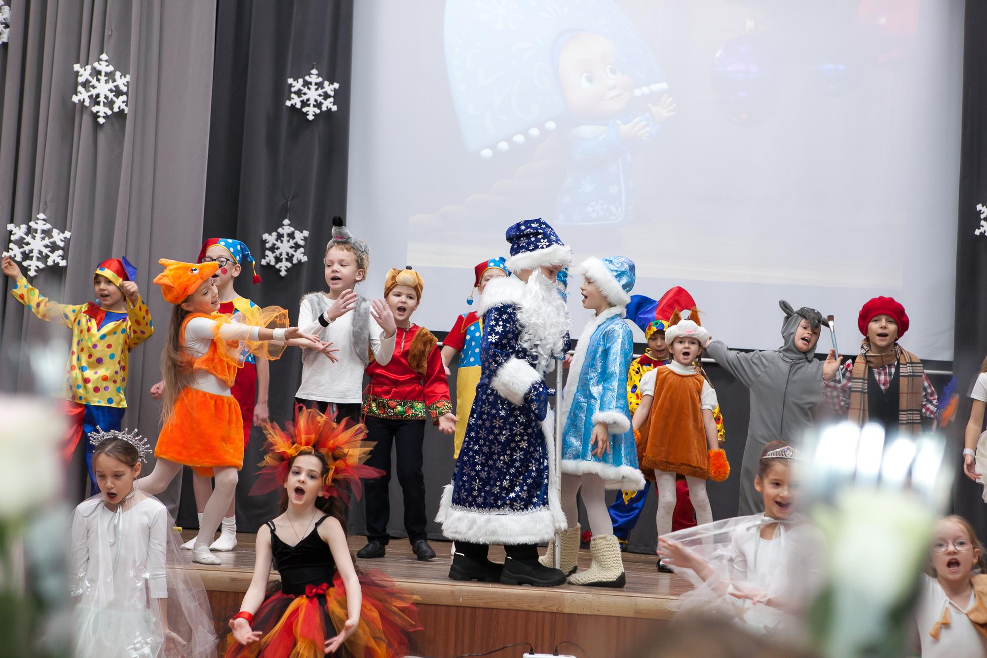 Праздник в школе. Выпускные альбомы Москва СВАО