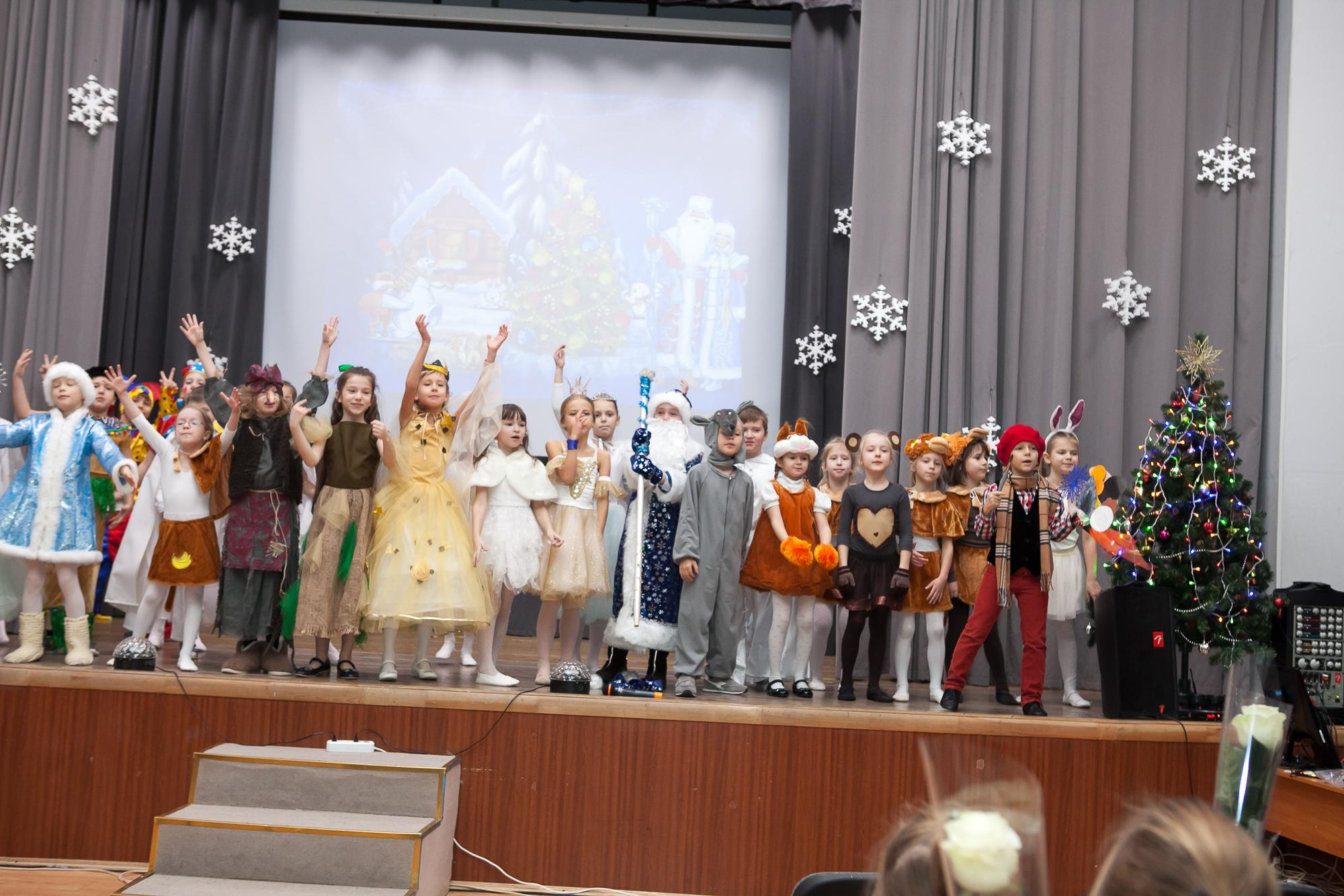 Праздник в школе. Выпускные альбомы Москва СВАО