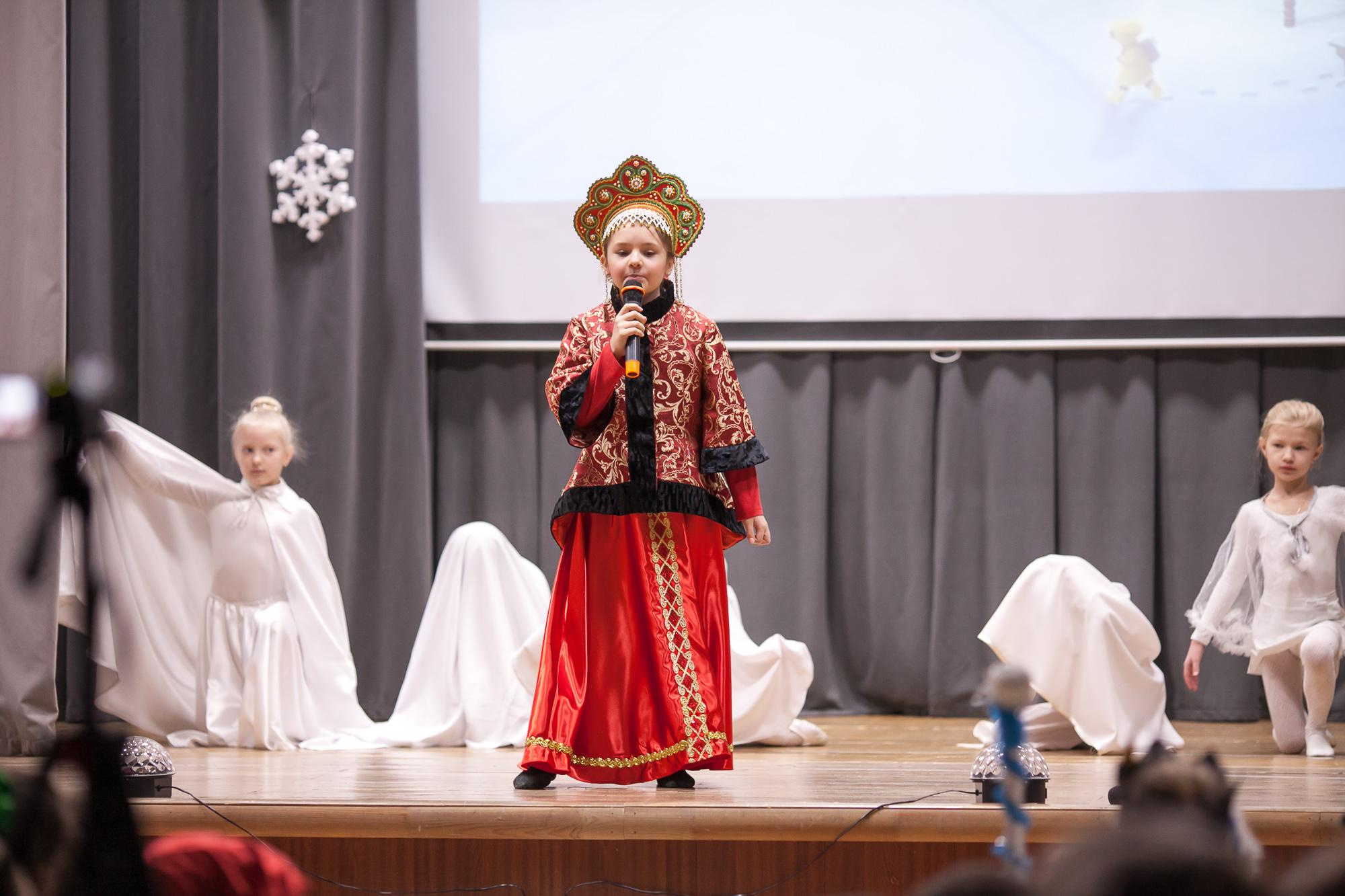 Праздник в школе. Выпускные альбомы Москва СВАО