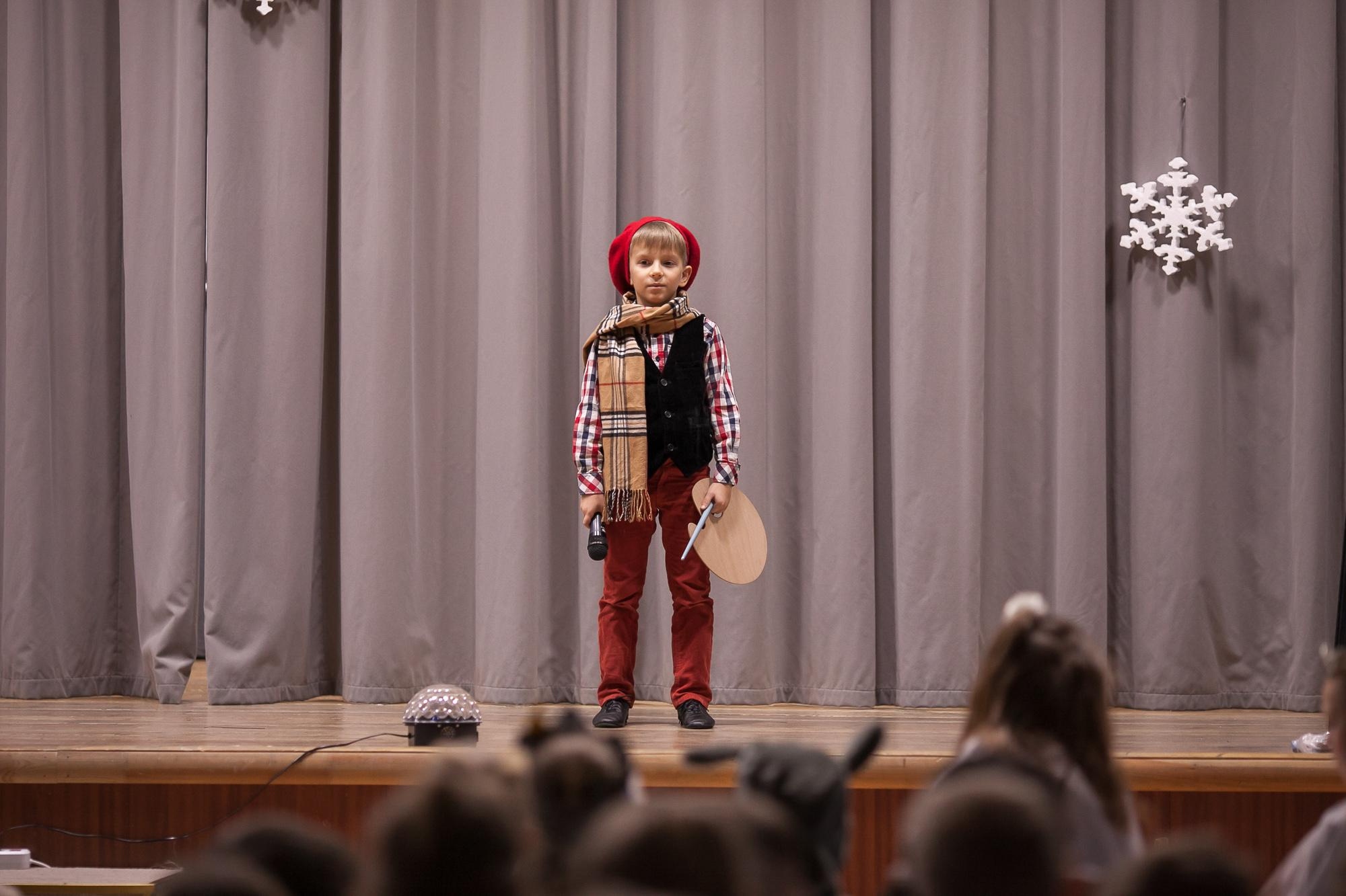 Праздник в школе. Выпускные альбомы Москва СВАО