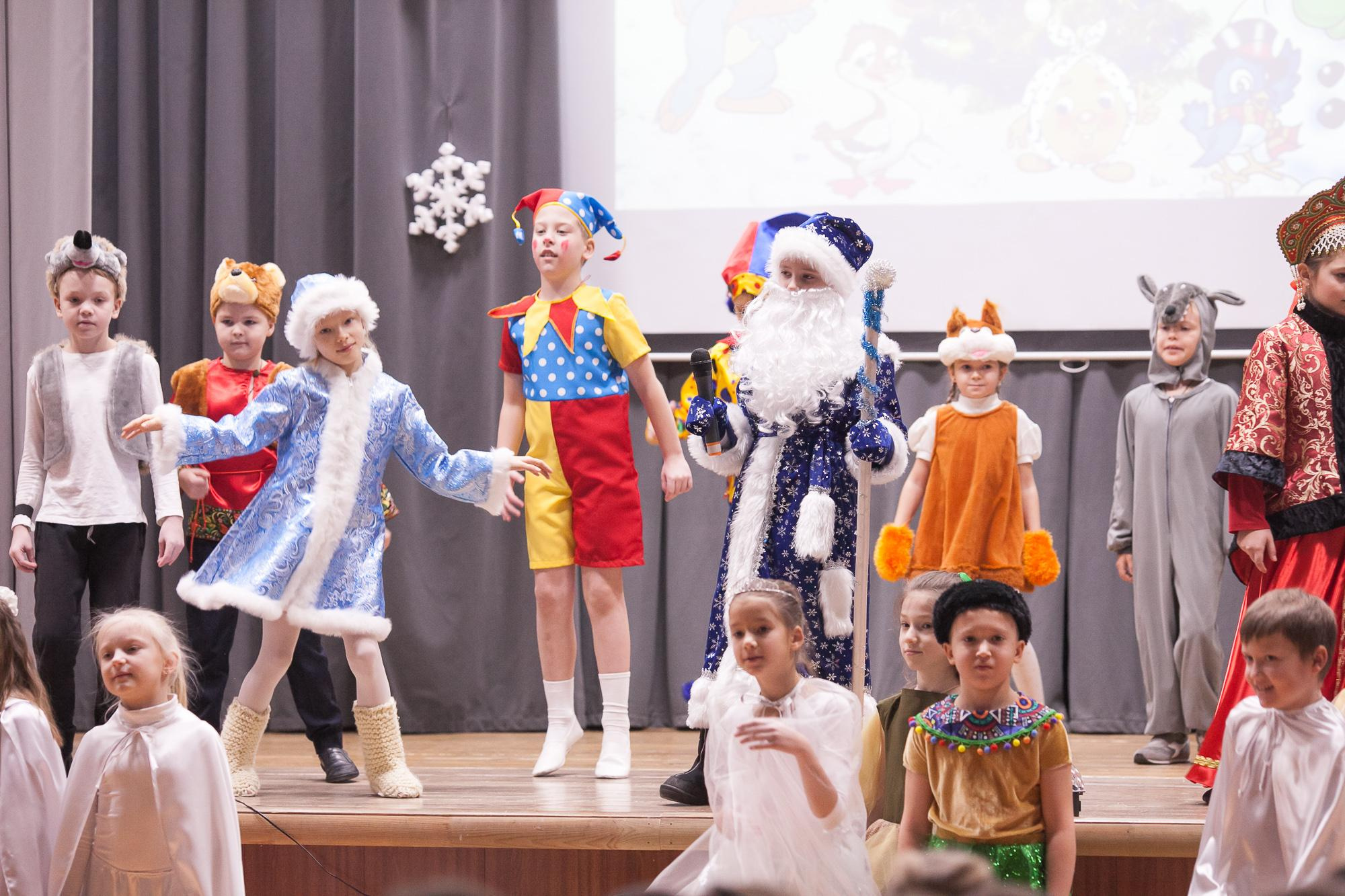 Праздник в школе. Выпускные альбомы Москва СВАО