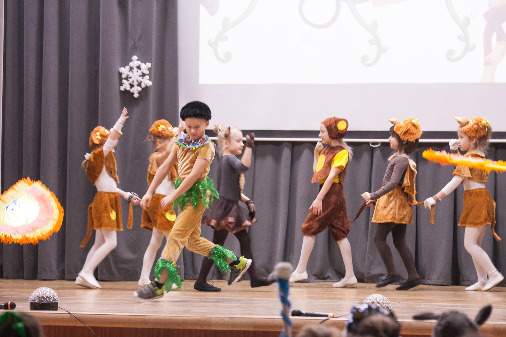 Праздник в школе. Выпускные альбомы Москва СВАО